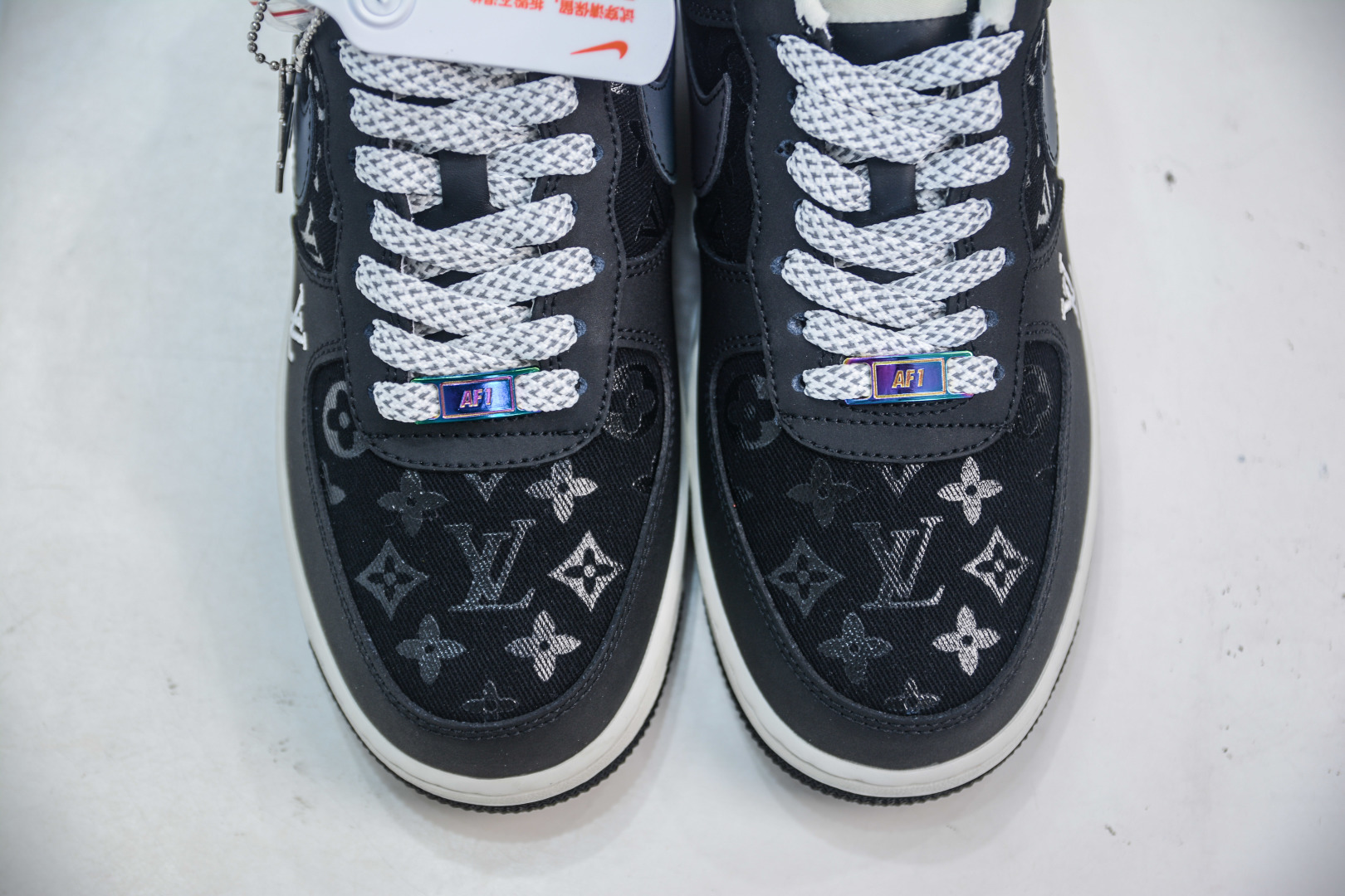 Nike Air Force 1 Low '07 x Louis Vuitton Collab Laser Gradient Sneakers 10 cmp i1755623701442 4065 0 8