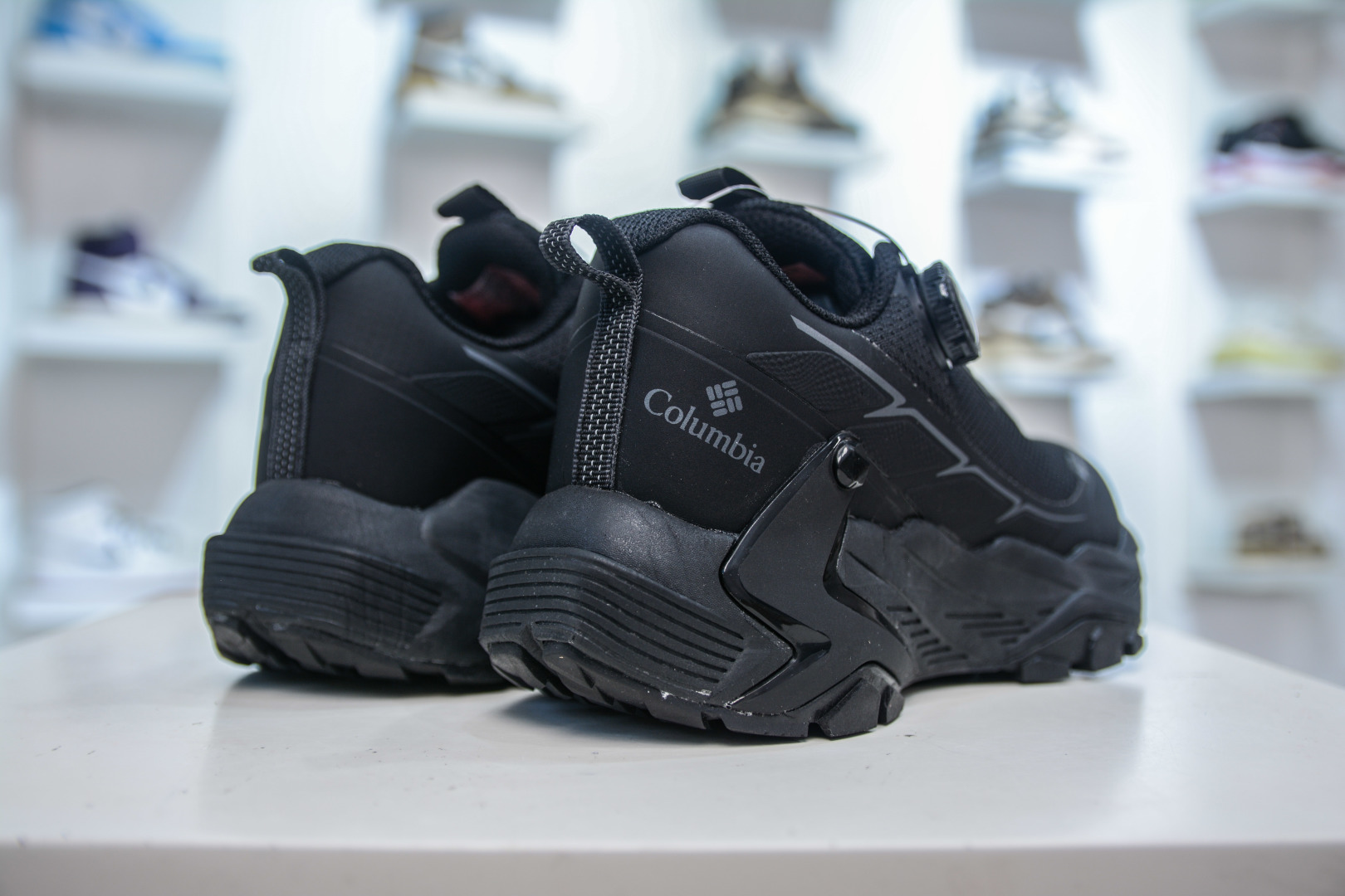 Columbia Men's Hiking Shoes - Breathable, Lightweight, and Durable for Outdoor Adventures 6 cmp i1755624300643 4345 0 5