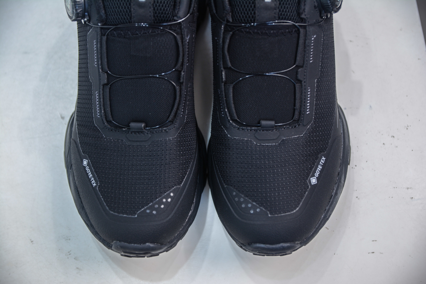 Columbia Men's Hiking Shoes - Breathable, Lightweight, and Durable for Outdoor Adventures 9 cmp i1755624300644 7540 0 8