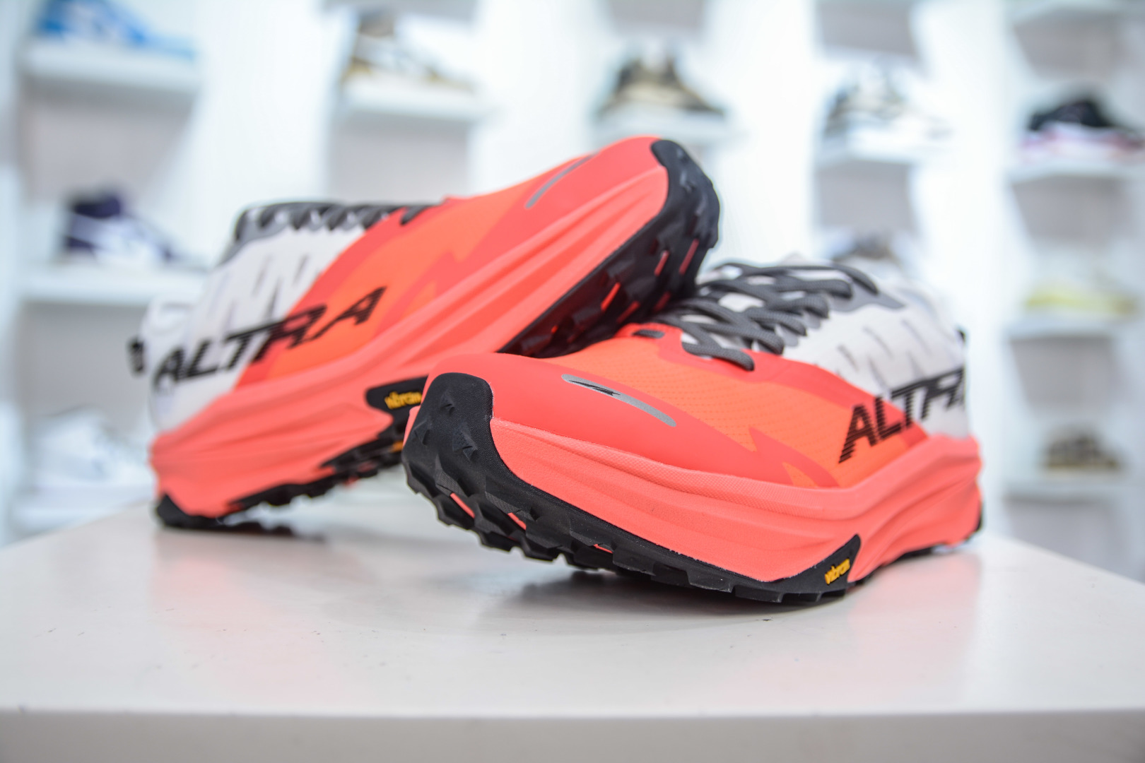 Altra Mont Blanc Carbon Trail Running Shoes - Comfortable and Durable 5 cmp i1755624488330 4636 0 3