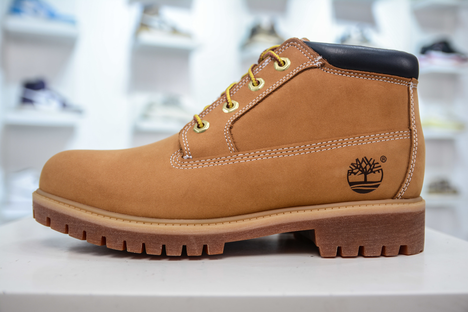 Timberland Fatigue Chukka Nubuck Boots - Classic Outdoor Ankle Boots 2 cmp i1755624784754 858 0 0