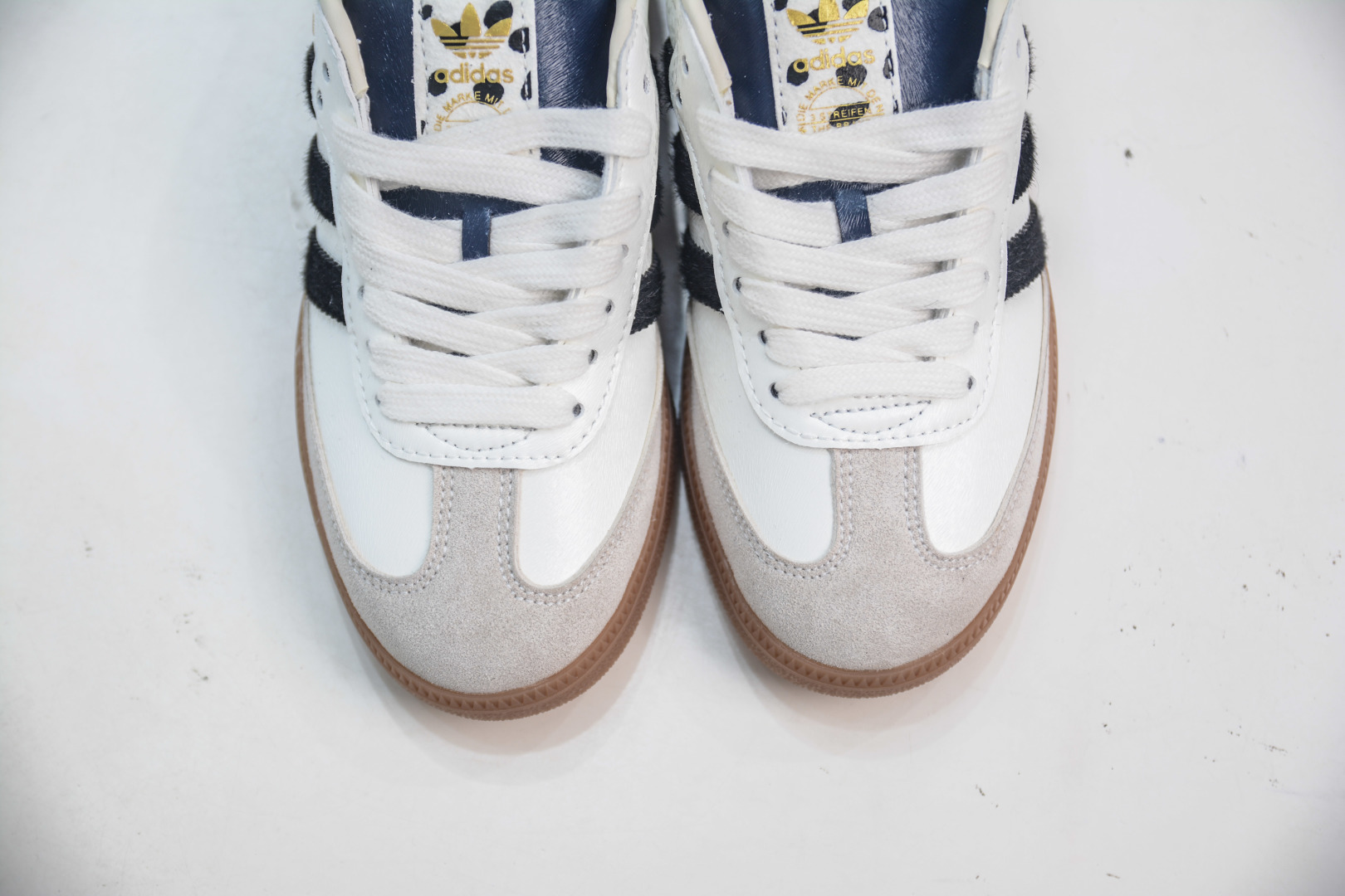 Adidas三叶草SAMBA 休闲板鞋 KJ5990