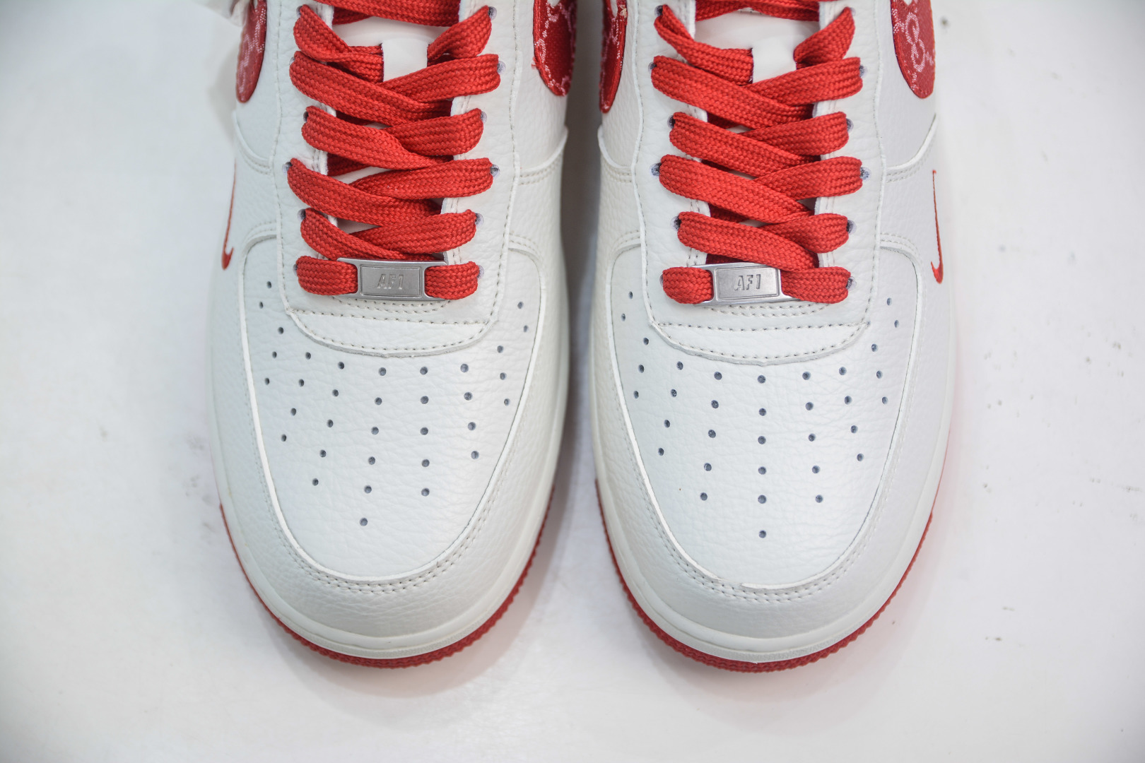 Gucci x NIke Air Force 1 古驰联名-白红 SC0601-570