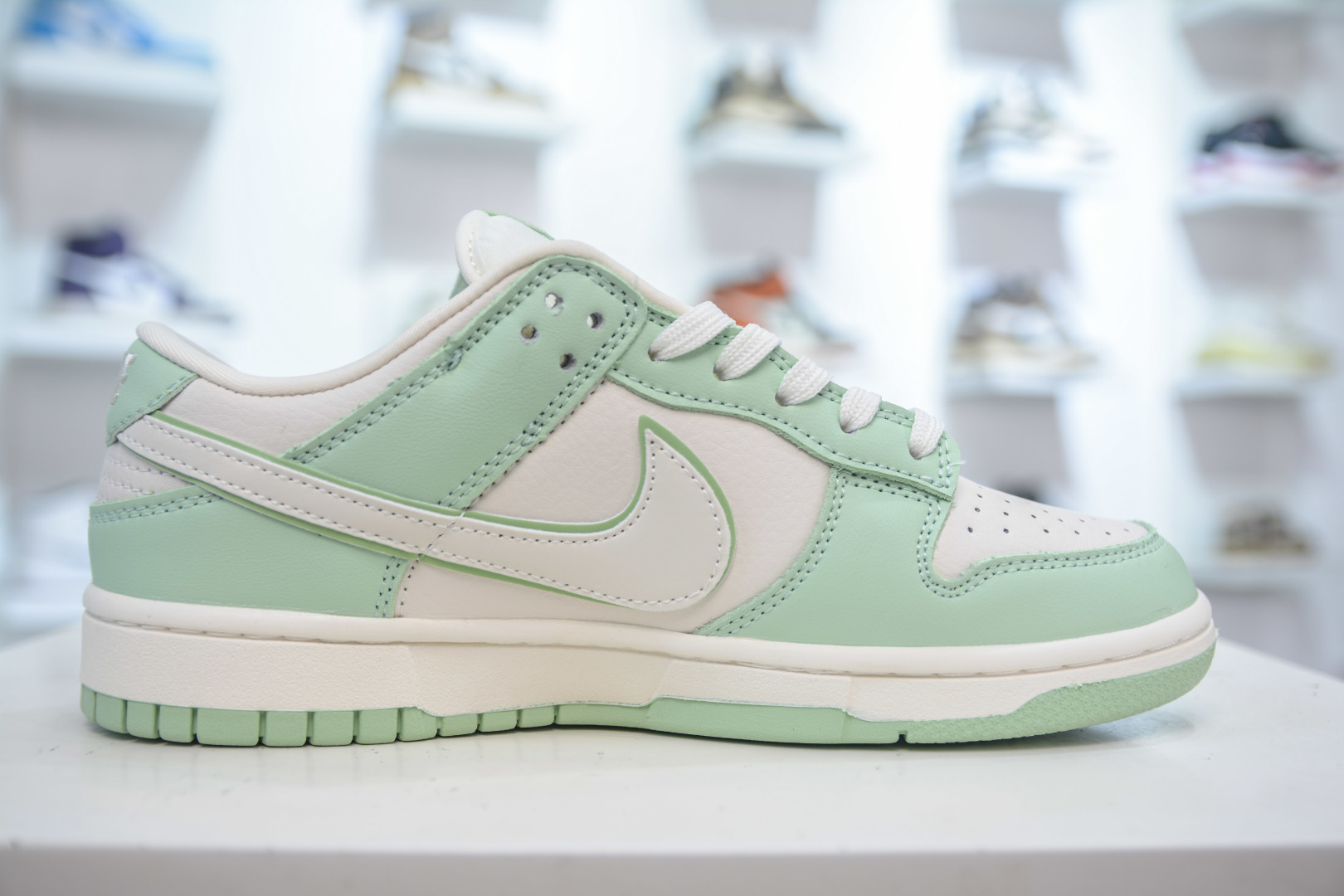 270 Nike SB Dunk Low x Labubu 拉布布联名-白浅绿 SR2025-006