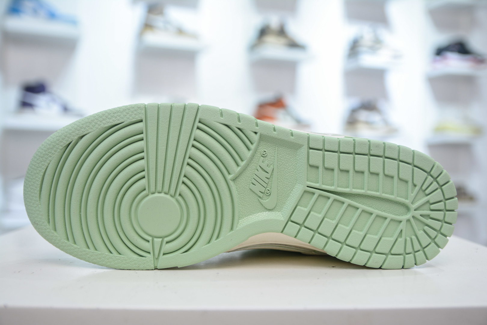 270 Nike SB Dunk Low x Labubu 拉布布联名-白浅绿 SR2025-006