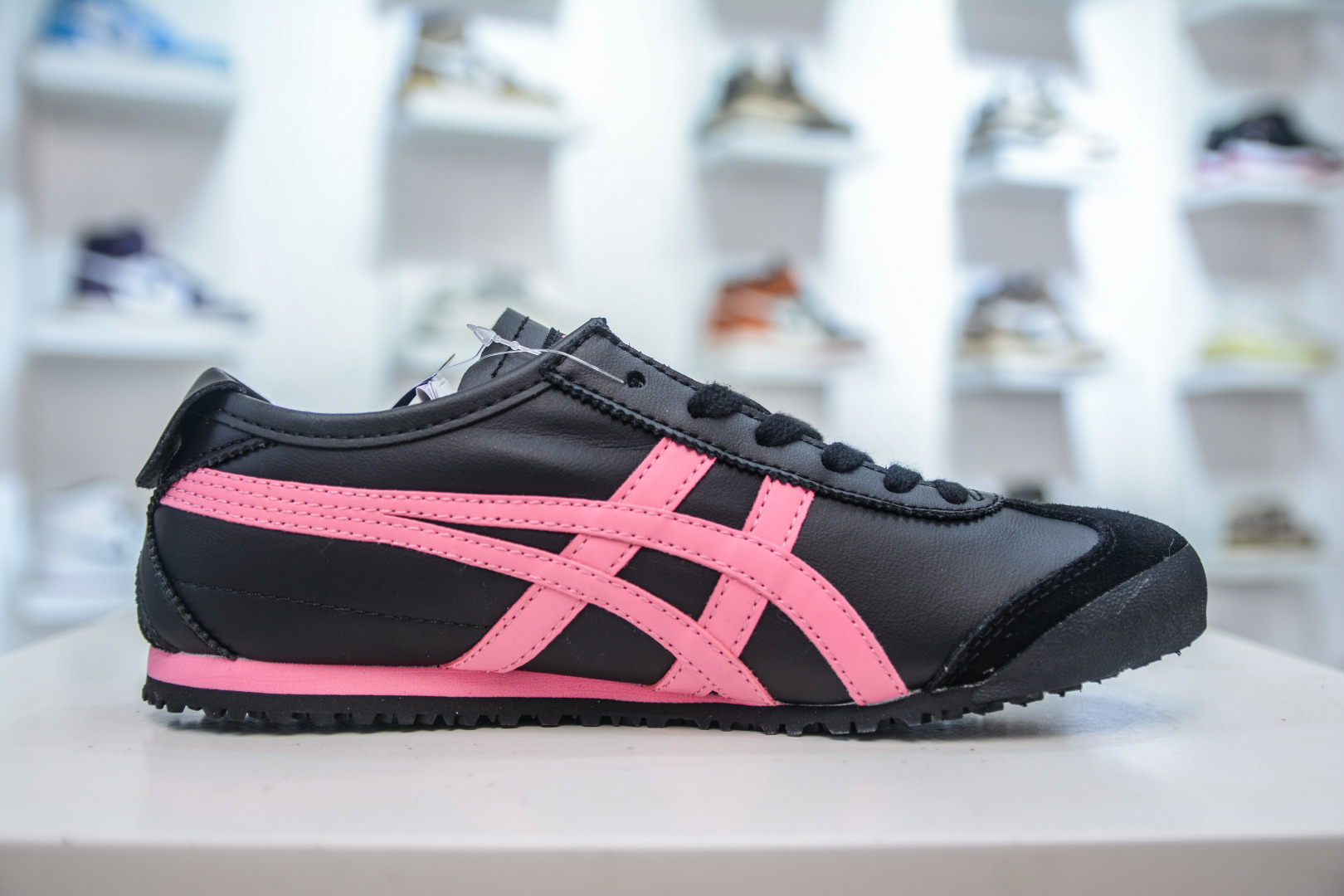 Asics Onitsuka Tiger Mexico 66 VIN: Black & Pink, Sizes 36-45 Available 4 cmp i1755883318945 9289 0 2