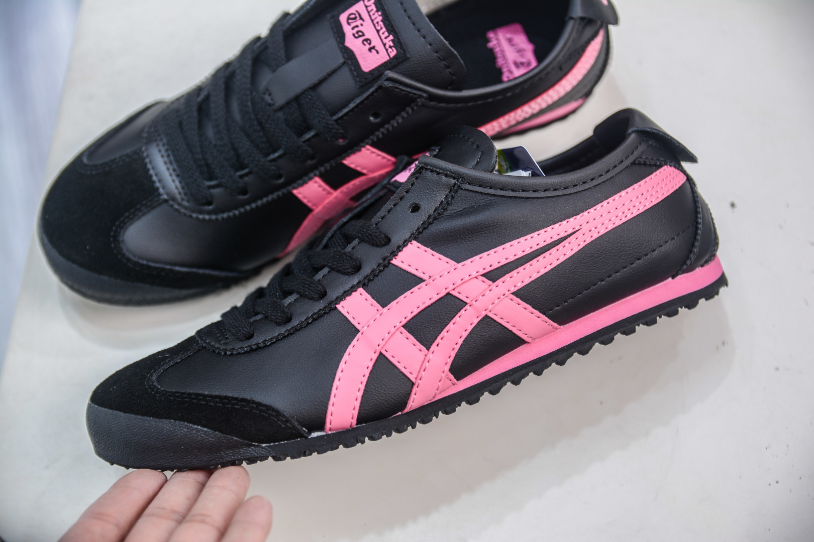 Asics Onitsuka Tiger Mexico 66 VIN: Black & Pink, Sizes 36-45 Available 8 cmp i1755883321688 4390 0 6