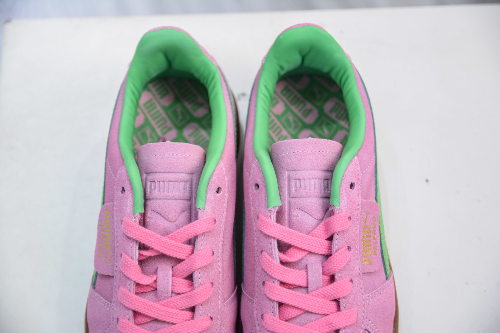 Puma Palermo Leather Low-Top Sneakers - Retro Style, Pink/Green, Unisex Sizes 8 cmp i1755883493145 1056 0 7