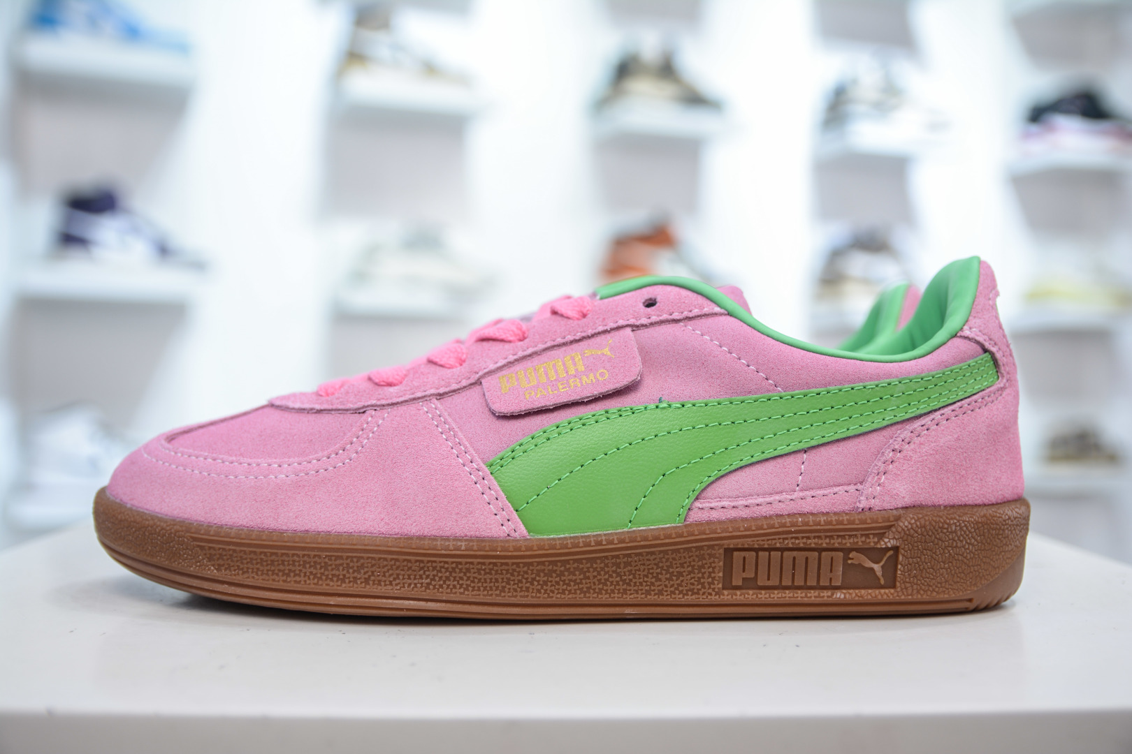 Puma Palermo Leather Low-Top Sneakers - Retro Style, Pink/Green, Unisex Sizes 1 cmp i1755883494342 6241 0 0