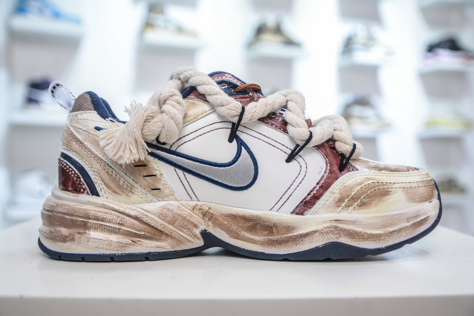 Nike Air Monarch IV Graffiti Retro Trend Comfortable Dad Shoes - Style 415445-102 4 cmp i1755883575849 642 0 2