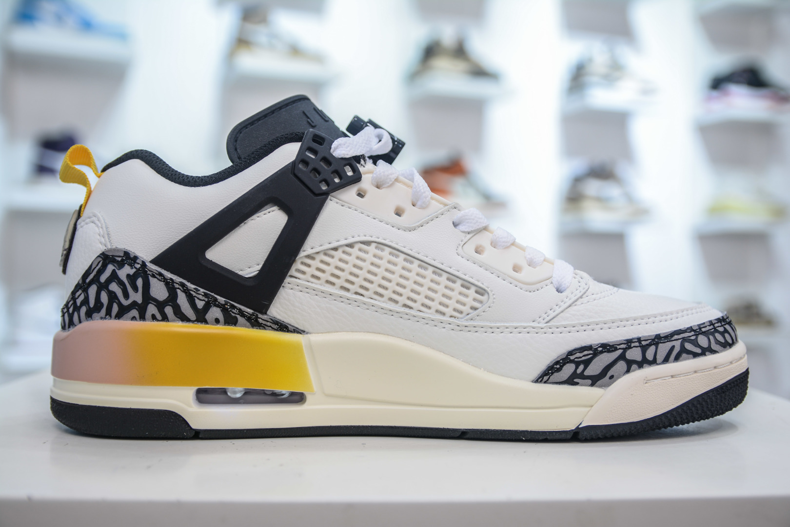 Jordan Spizike Low Retro Basketball Shoes - Classic Style, Modern Comfort 4 cmp i1755883923757 2608 0 2