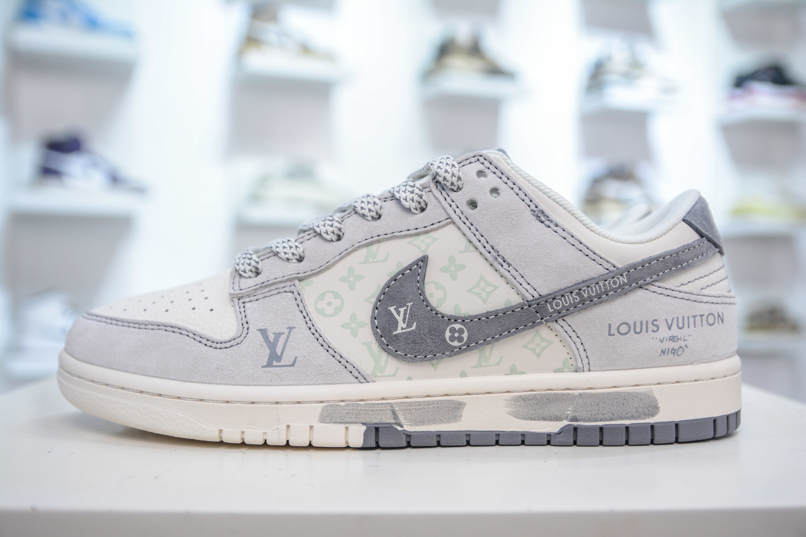 Nike SB Dunk Low x Louis Vuitton White Grey Premium Leather Sneakers 2 cmp i1755883988017 61 0 0