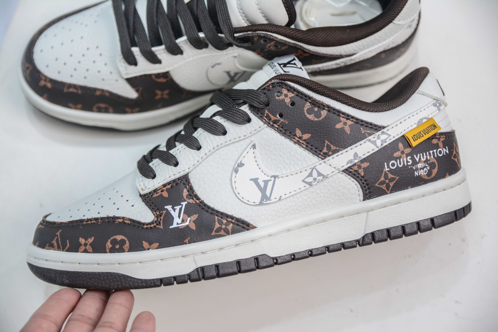 Nike SB Dunk Low x Louis Vuitton White Brown,Original Leather Sneakers 7 cmp i1755884224761 5601 0 6