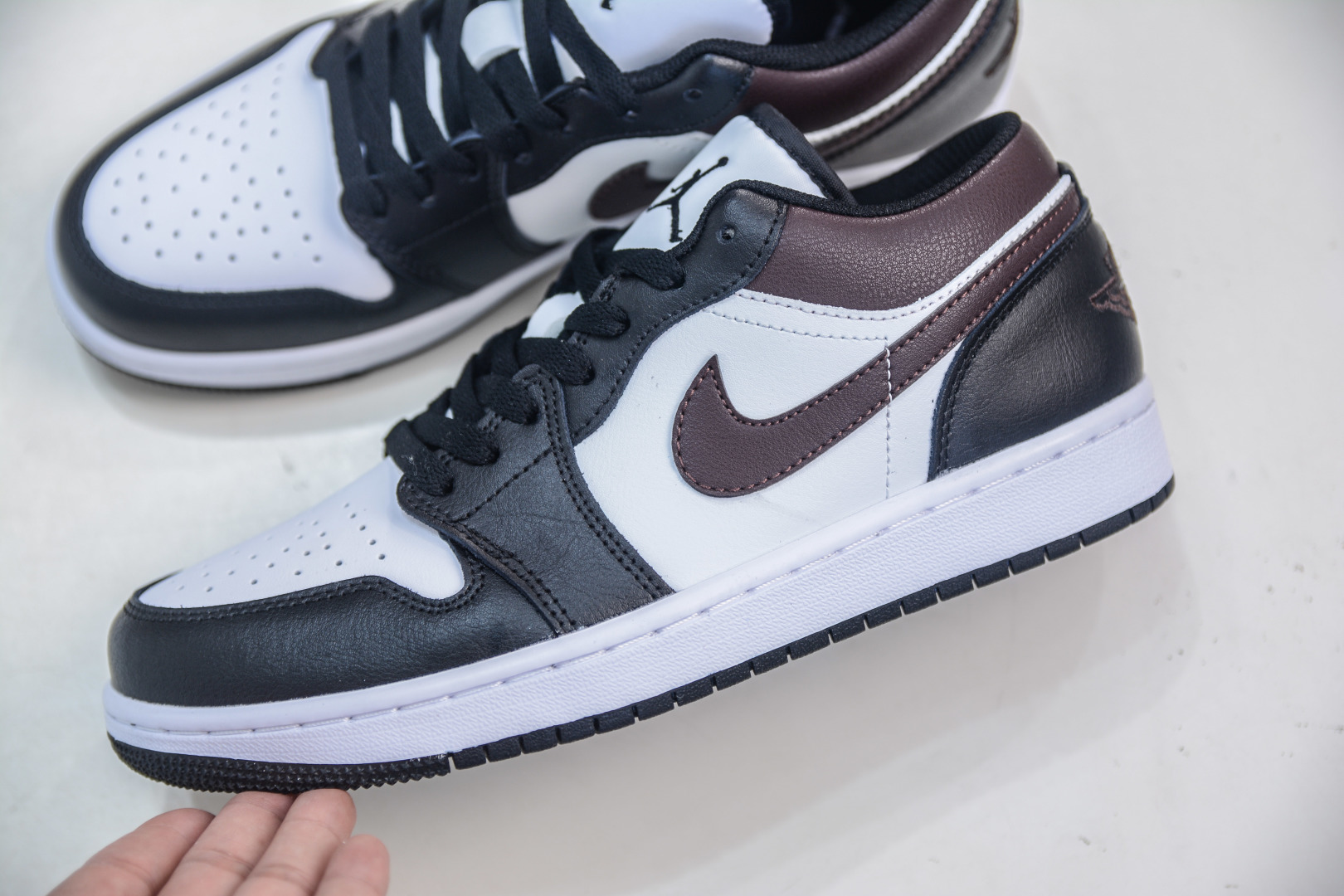 Air Jordan 1 Low White Black Brown Top Layer Leather Casual Shoes 8 cmp i1755884485146 3773 0 6