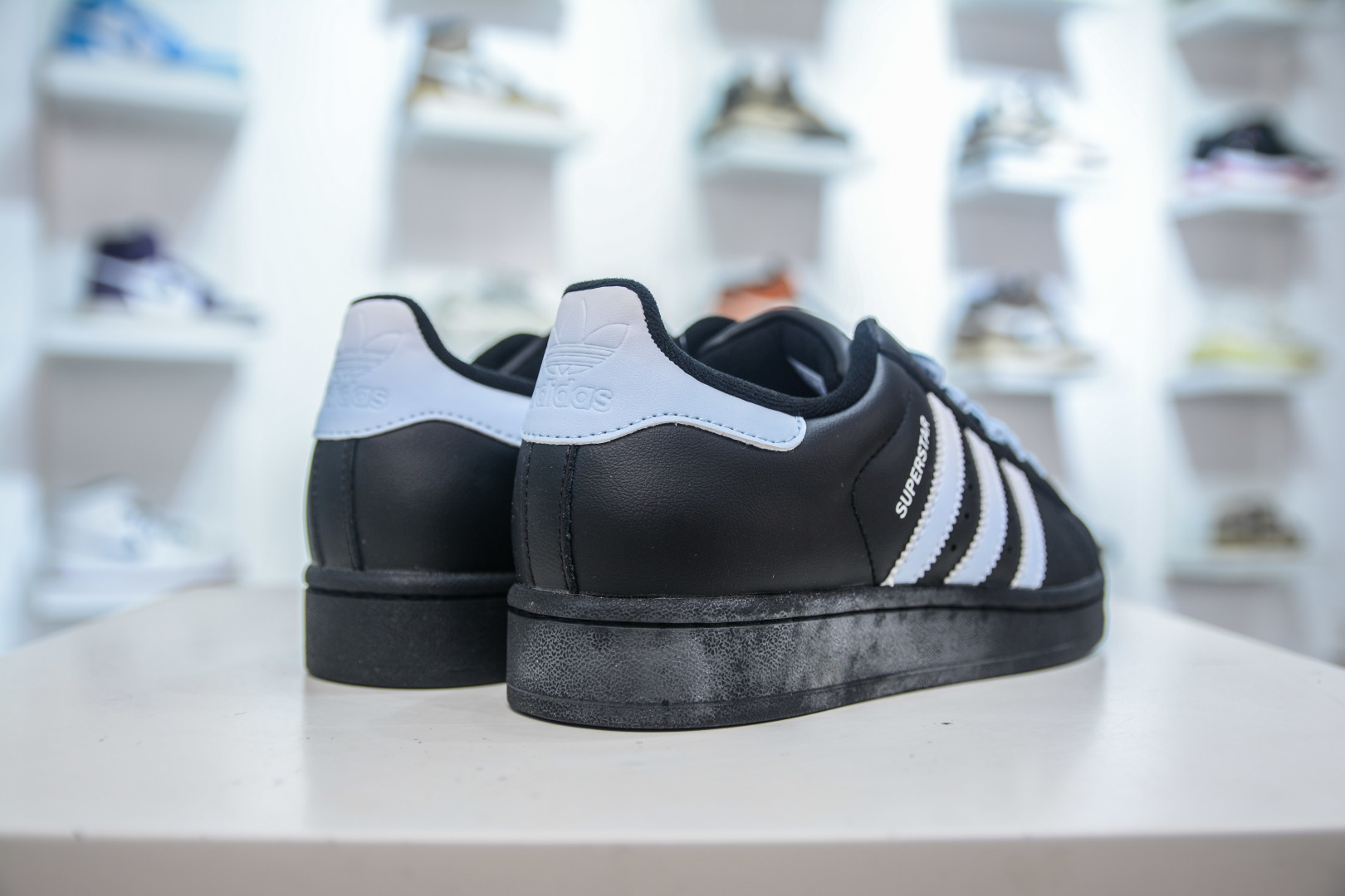 Adidas Originals Superstar White Blue Gradient Shell Head Leather Sneakers 7 cmp i1755966018616 9700 0 5