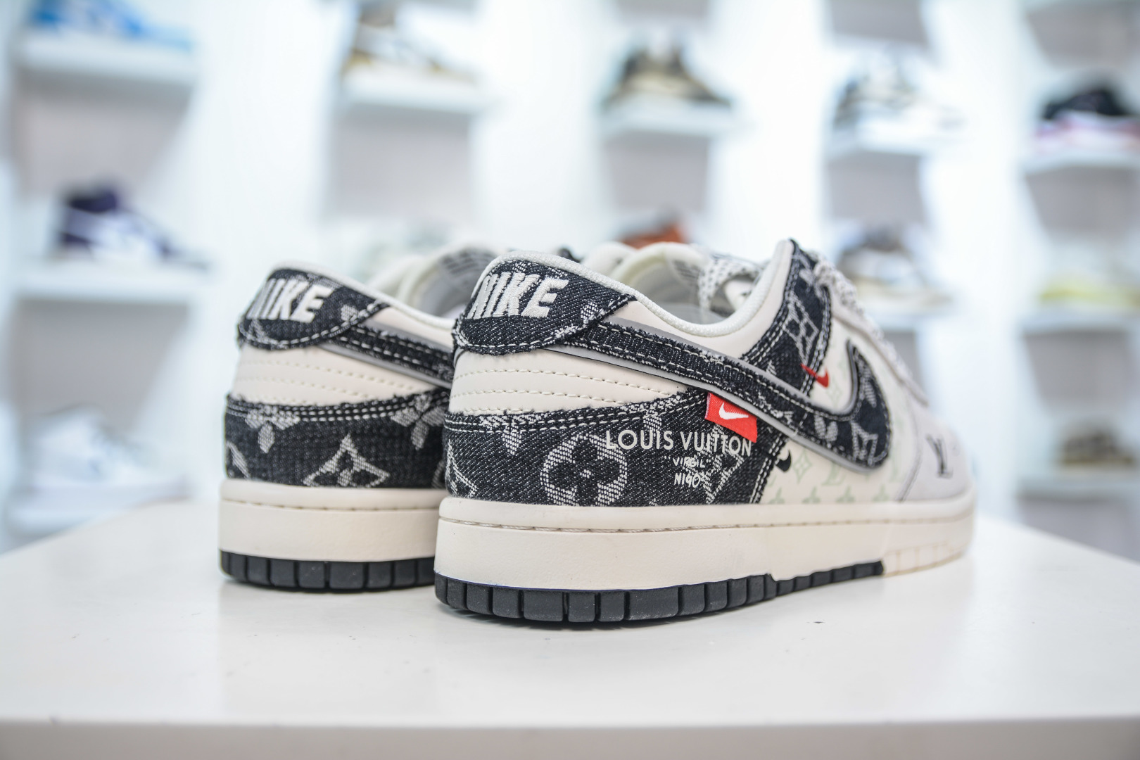 Nike SB Dunk Low x Louis Vuitton White Black Denim Sneakers 7 cmp i1755966416715 2361 0 5