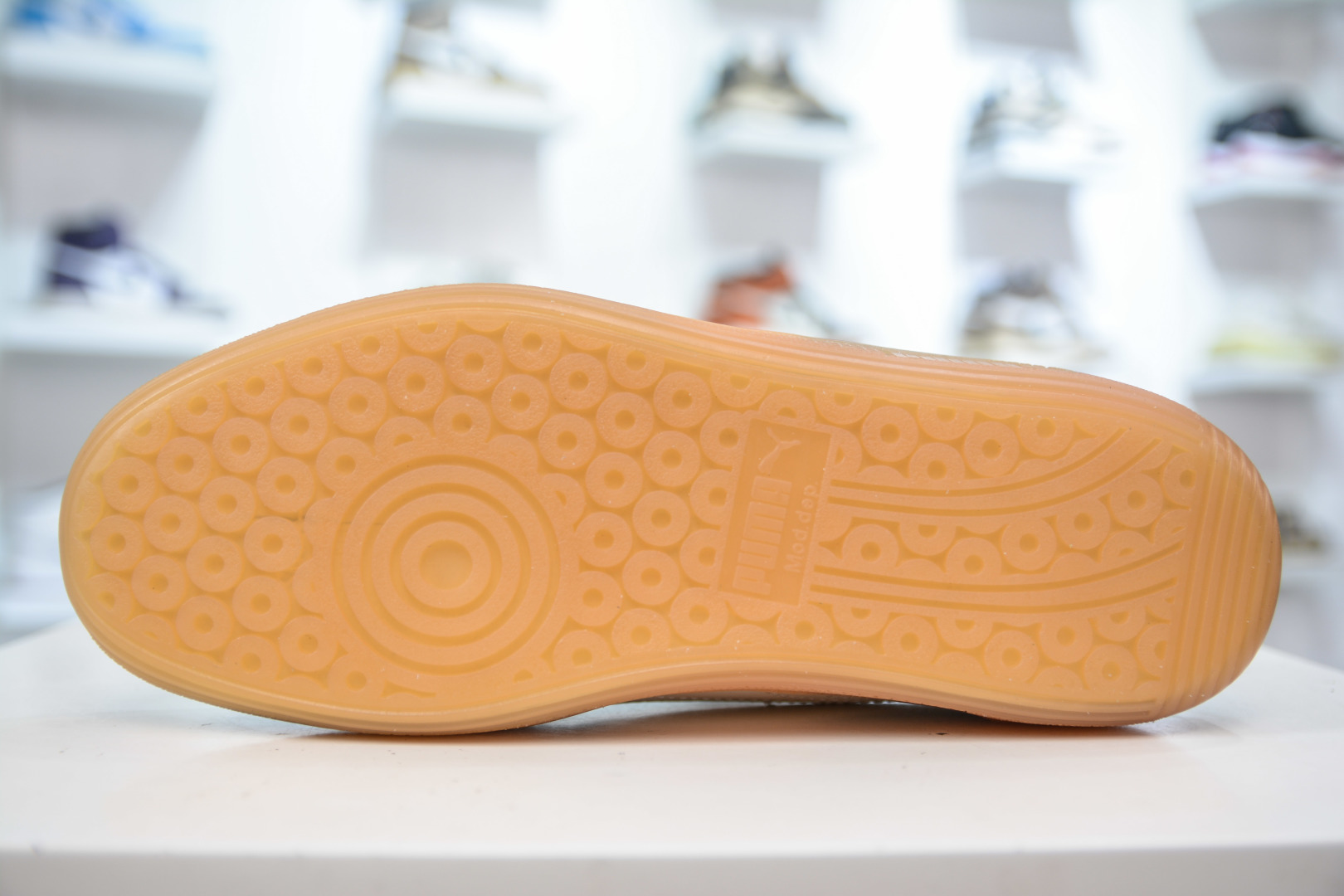 Puma Palermo Leather Low-Top Sneakers - Retro Style, Versatile, and Comfortable 5 cmp i1755966766383 4779 0 4