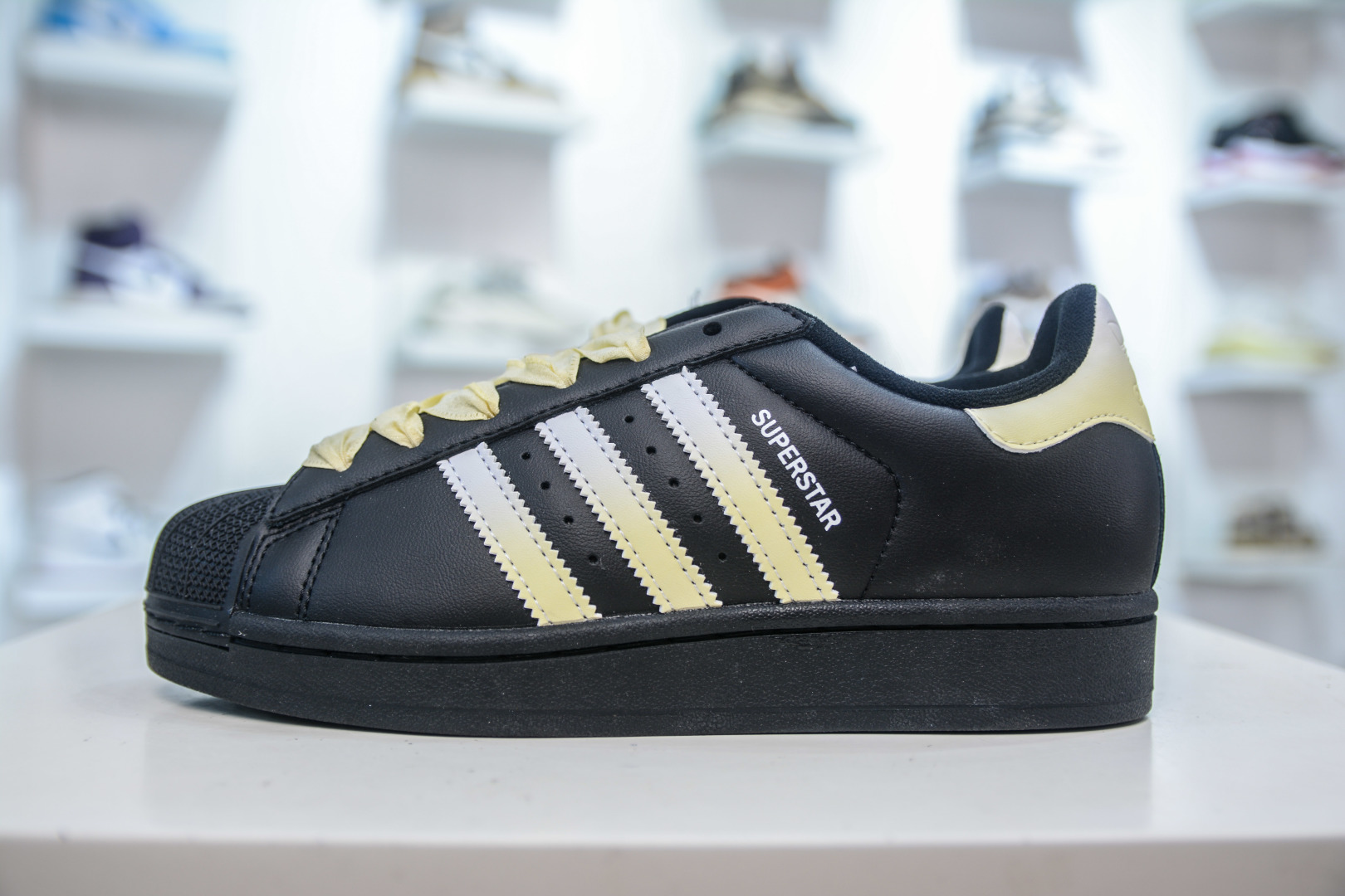 Adidas Originals Superstar Black/Yellow Gradient Leather Shell Toe Sneakers 1 cmp i1756052890962 2065 0 0