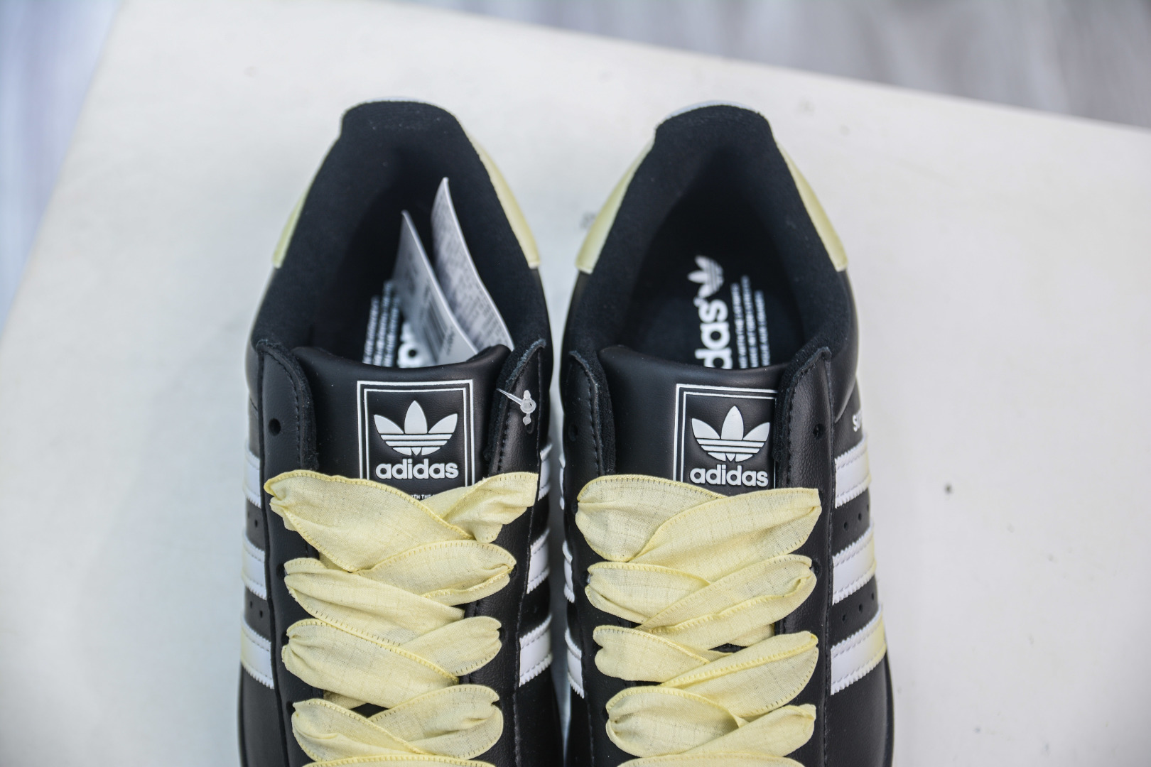 Adidas Originals Superstar Black/Yellow Gradient Leather Shell Toe Sneakers 8 cmp i1756052890962 2664 0 7