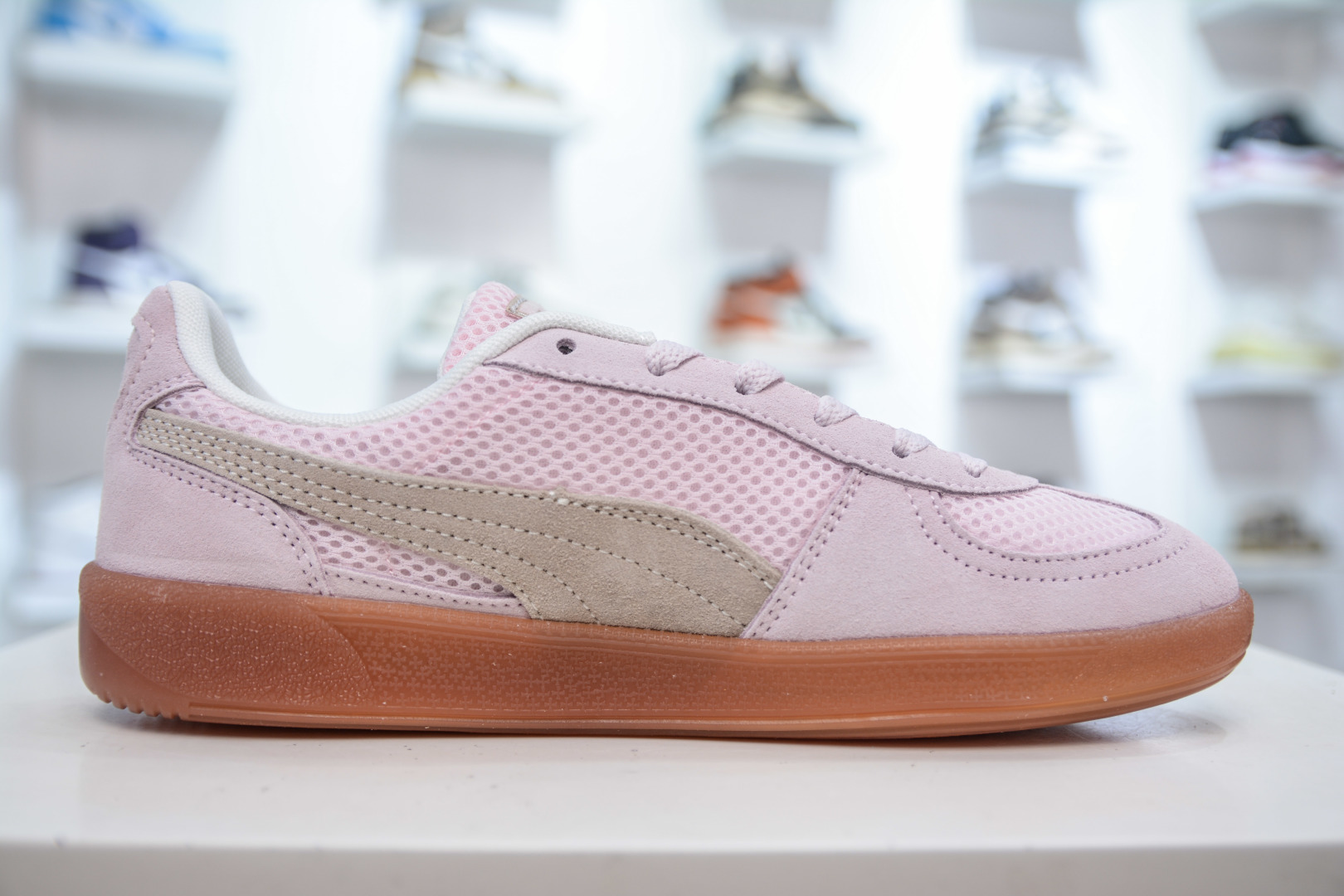 Puma Palermo Leather Low-Top Sneakers - Retro Style, Comfortable & Versatile 4 cmp i1756053222950 4105 0 2