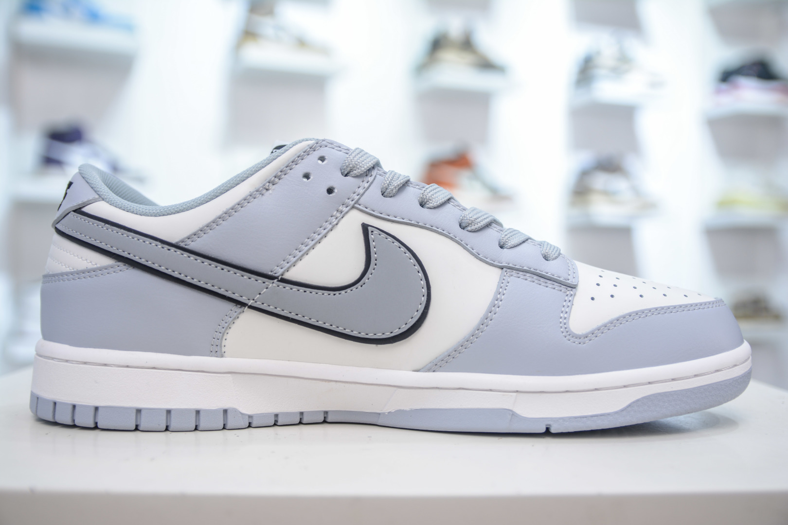 Nike SB Dunk Low x The North Face White/Grey - Premium Quality Sneakers 4 cmp i1756053706371 2646 0 2