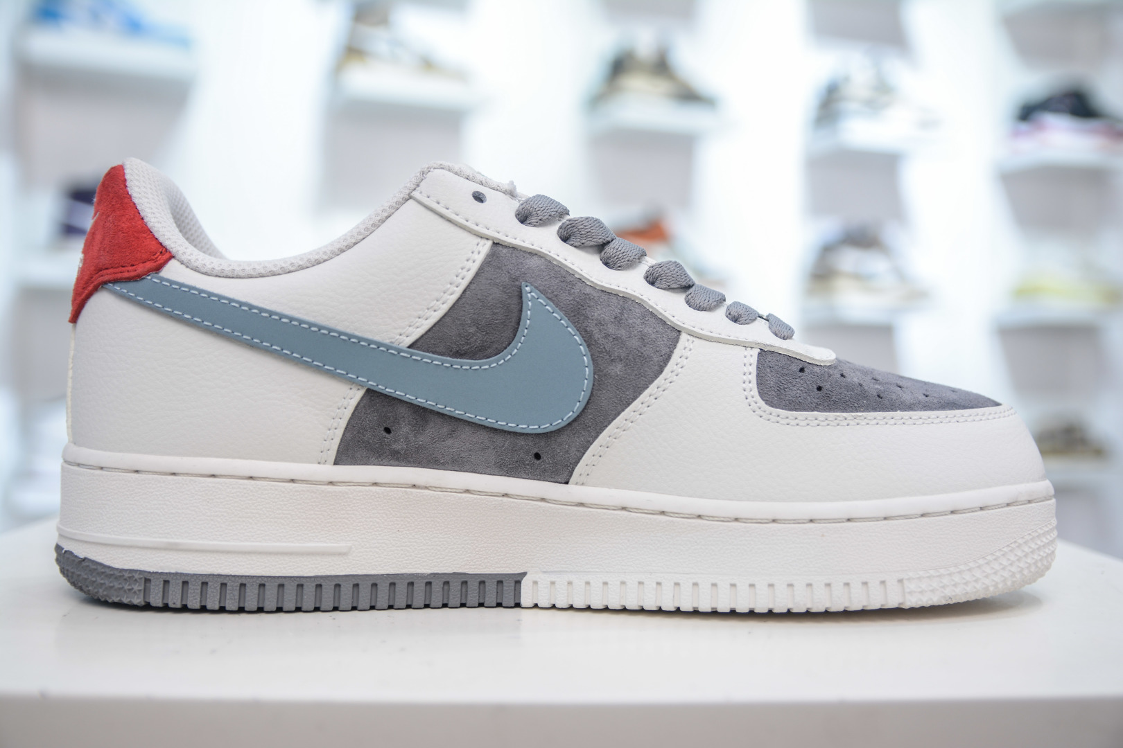 Nike Air Force 1 '07 Low x Stussy White Grey Blue Red Sneakers 4 cmp i1756053861824 5466 0 2