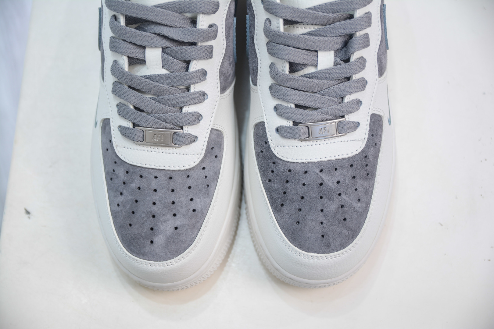Nike Air Force 1 '07 Low x Stussy White Grey Blue Red Sneakers 10 cmp i1756053863313 198 0 8