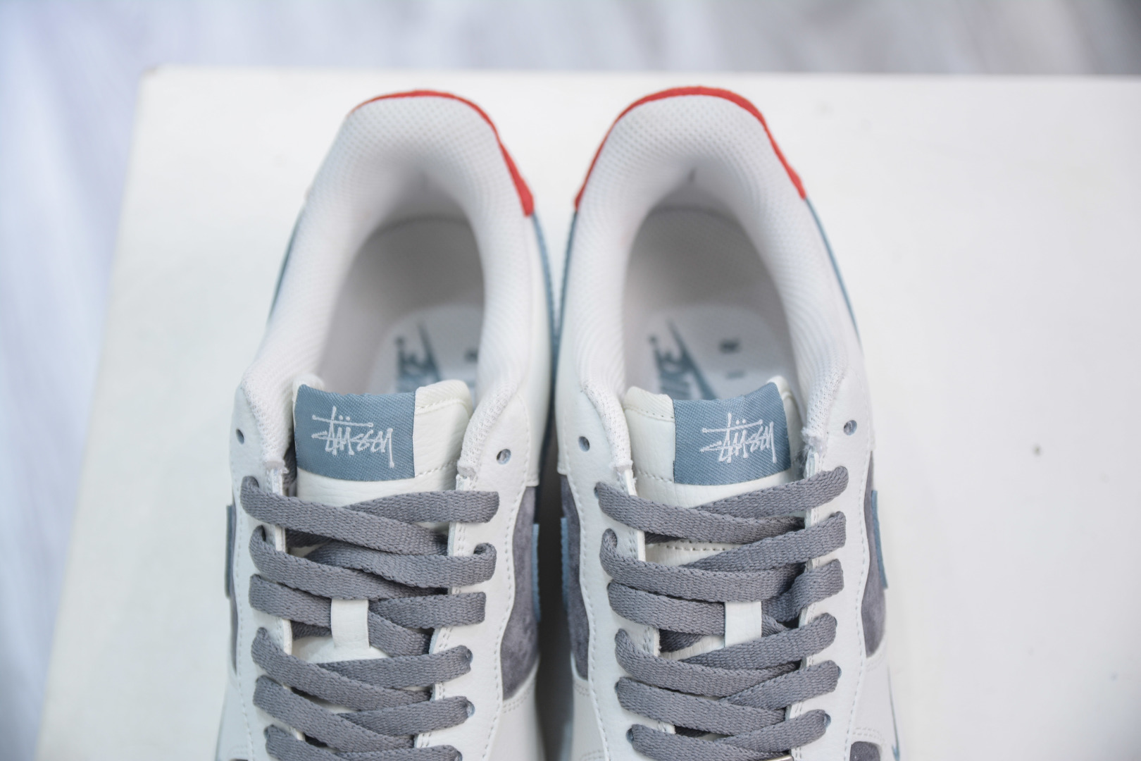 Nike Air Force 1 '07 Low x Stussy White Grey Blue Red Sneakers 9 cmp i1756053863318 5286 0 7