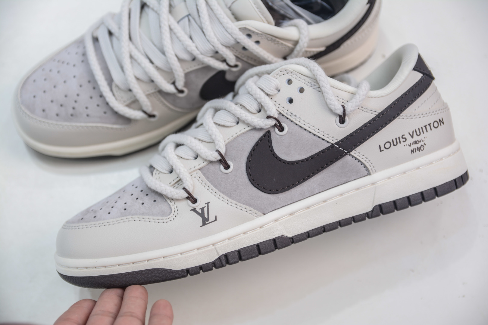 Nike SB Dunk Low x Louis Vuitton Coffee Au Lait Collaboration Sneakers 7 cmp i1756054239628 6807 0 6