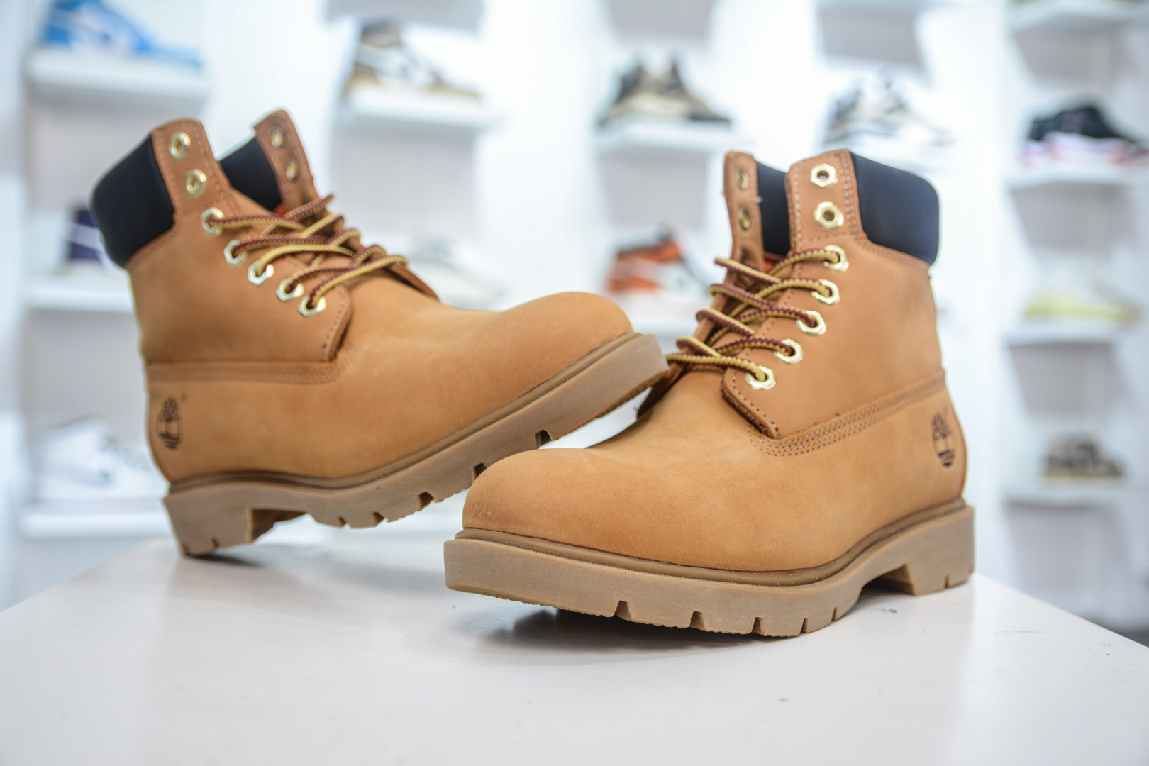 Timberland Classic Outdoor High-Top Yellow Boots - Durable & Comfortable 4 cmp i1756054799899 1645 0 3
