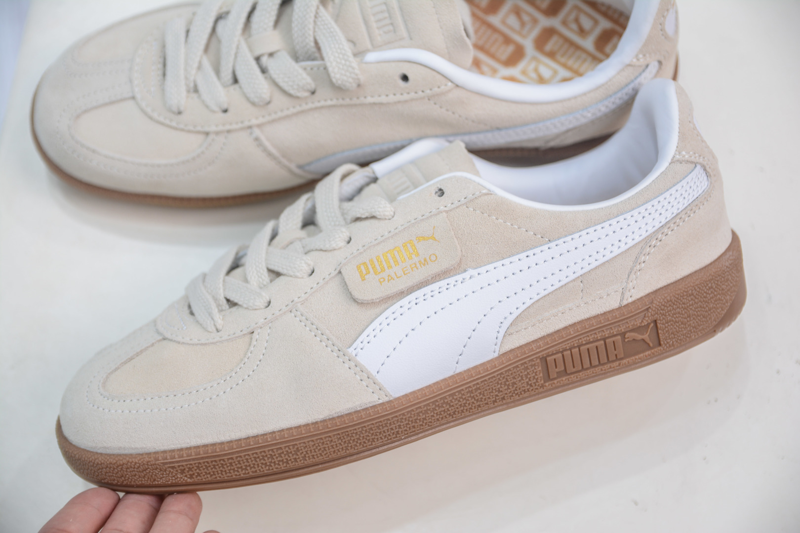 Puma Palermo Leather Sneakers - Retro Style, Suede and Leather Mix 8 cmp i1756139404471 3960 0 6