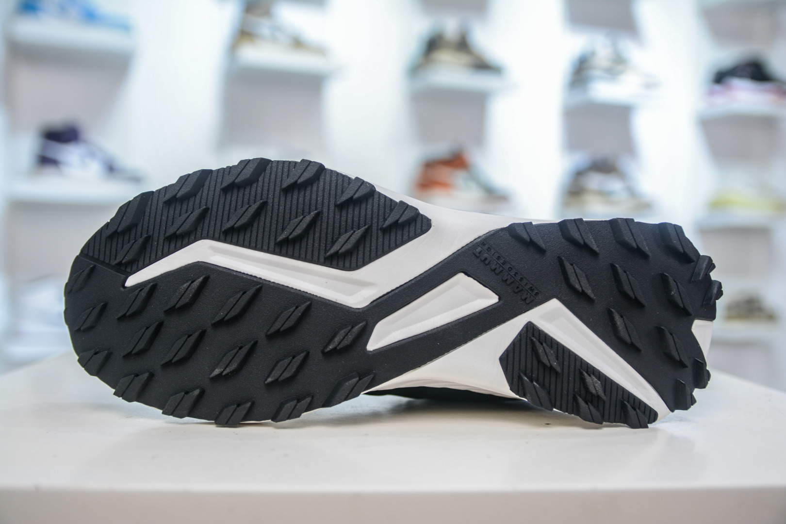Mammut Saentis TR Low Gtx - Breathable Mesh Hiking Shoes for Outdoor Adventures 6 cmp i1756139465231 9349 0 4
