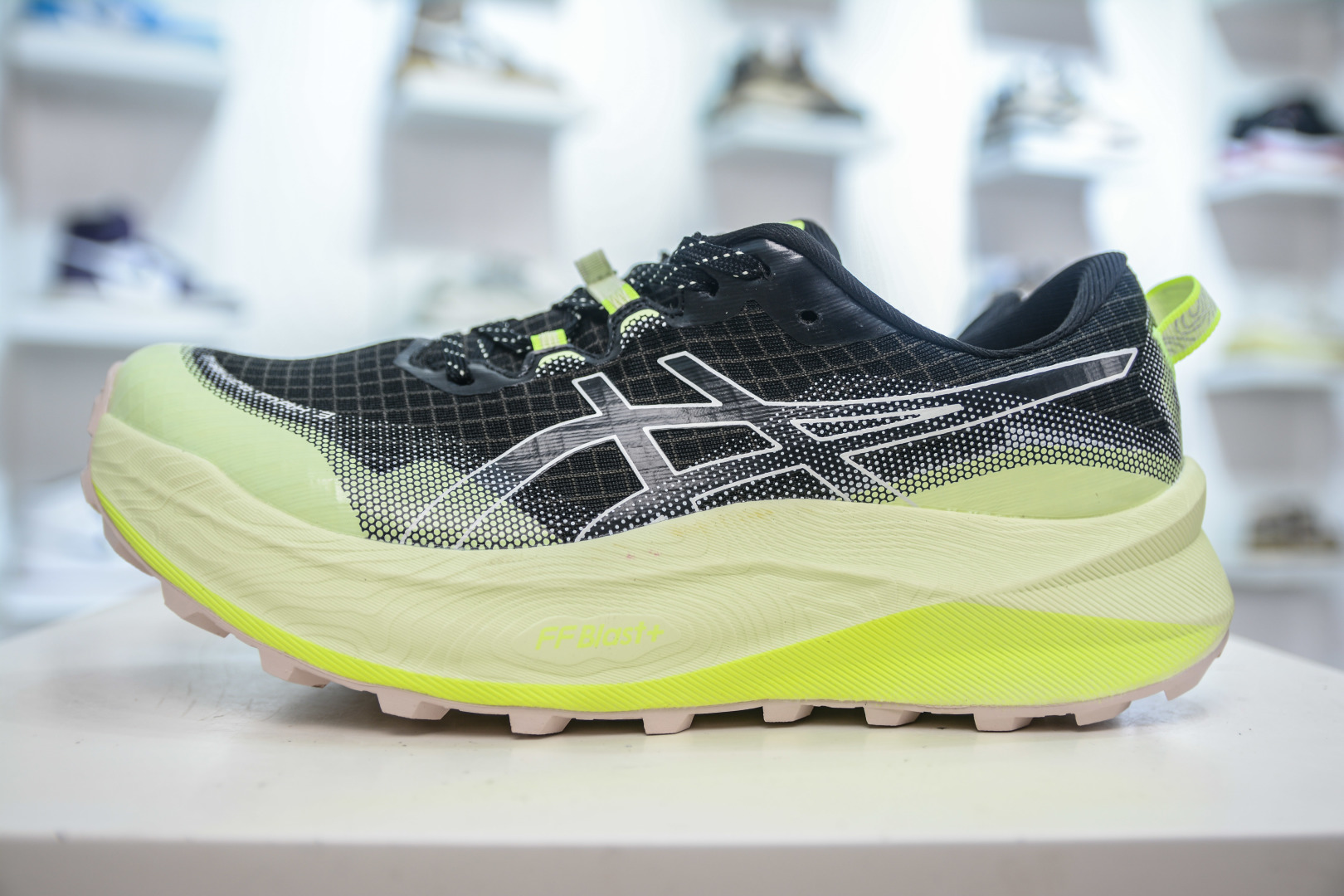 Asics Gel-Trabuco Max 3 Running Shoe - Breathable, Cushioned, and Durable 1 cmp i1756139607451 5994 0 0