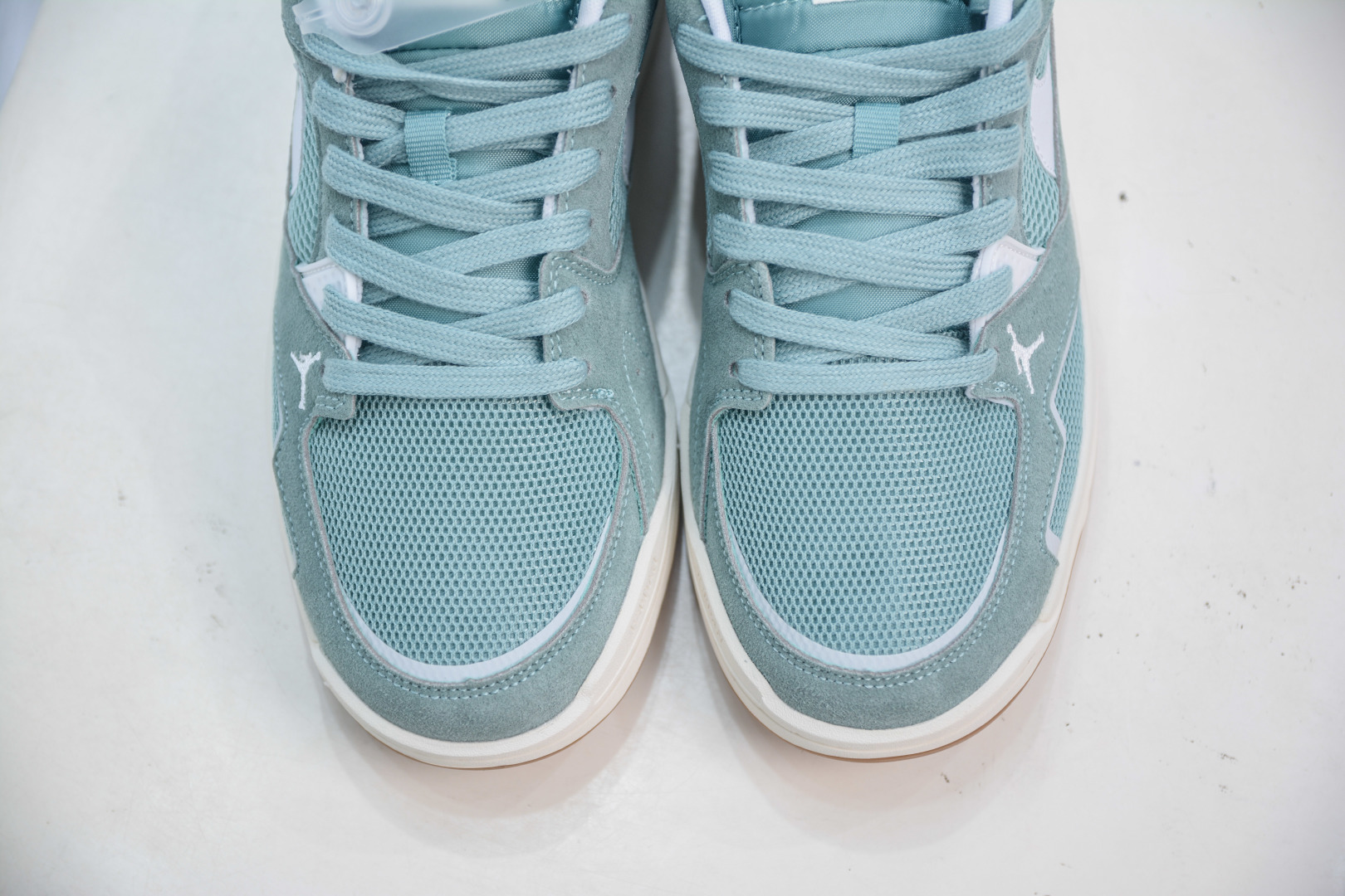 Nike Air Jordan CMFT ERA Retro Sneakers HJ6778-002 10 cmp i1756139856269 683 0 8
