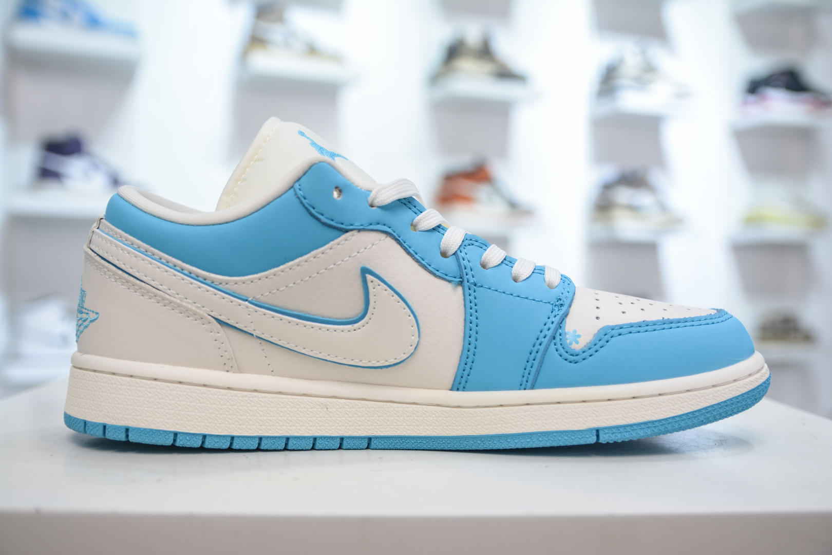 Air Jordan 1 Low X LABUBU White Blue Custom Sneakers with Air Cushion 3 cmp i1756140301926 9642 0 2