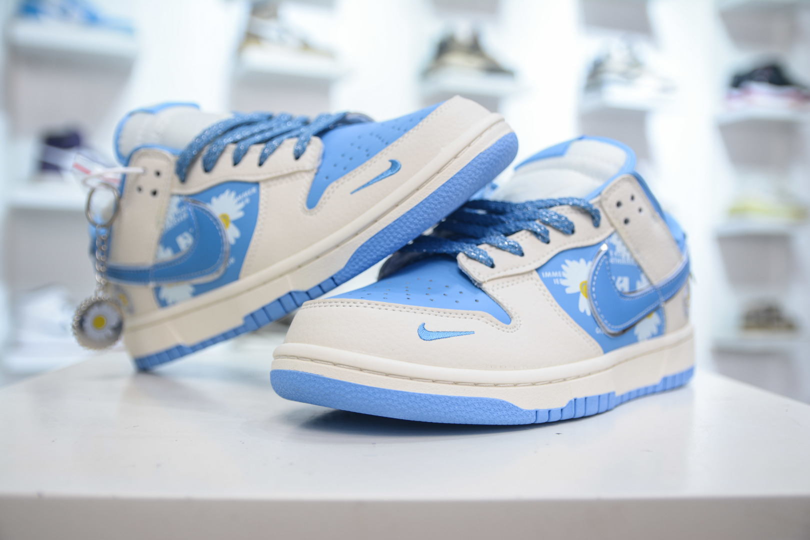 Nike SB Dunk Low 'Daisy' Cream/Blue Premium Leather Sneakers - SR2025 004 4 cmp i1756140447411 3628 0 3