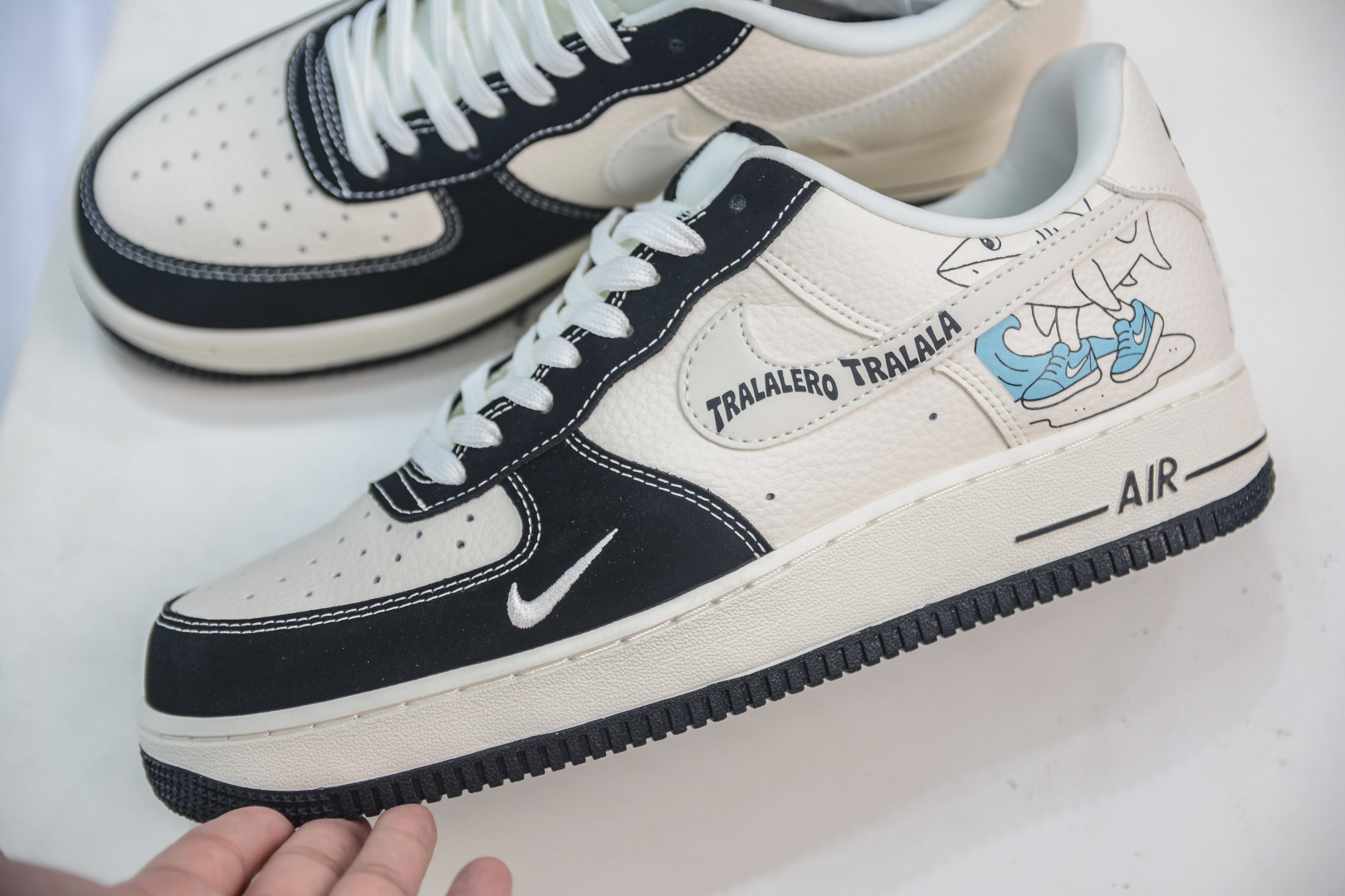 260 Nike Air Force 1 Low 07 鲨鱼 米白黑 DD1982-316-Chinese UA Cheap High Quatity Brand Clothes Bags handbags Sneakers wholesale wholesaler seller from China Factory suppliers Fashion Clothing Shoes best Quality Beautiful Price 260 Nike Air Force 1 Low 07 鲨鱼 米白黑 DD1982-316