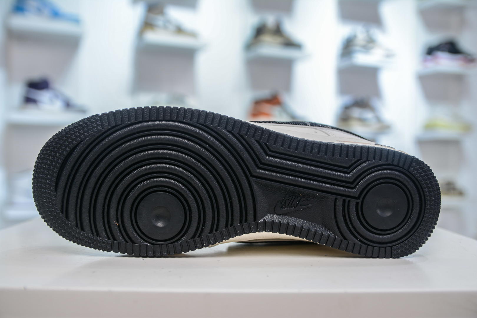 260 Nike Air Force 1 Low 07 x Louis Vuitton LV联名-白黑牛仔勾 SM6668-108