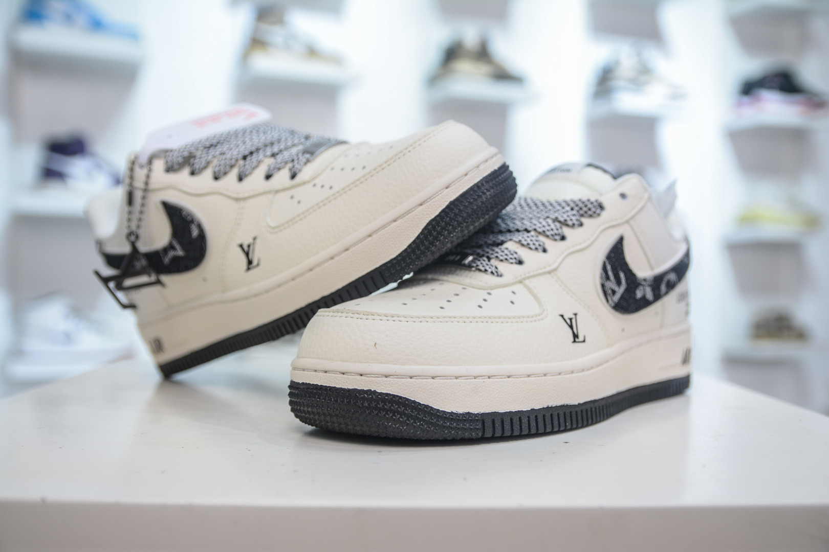 260 Nike Air Force 1 Low 07 x Louis Vuitton LV联名-白黑牛仔勾 SM6668-108
