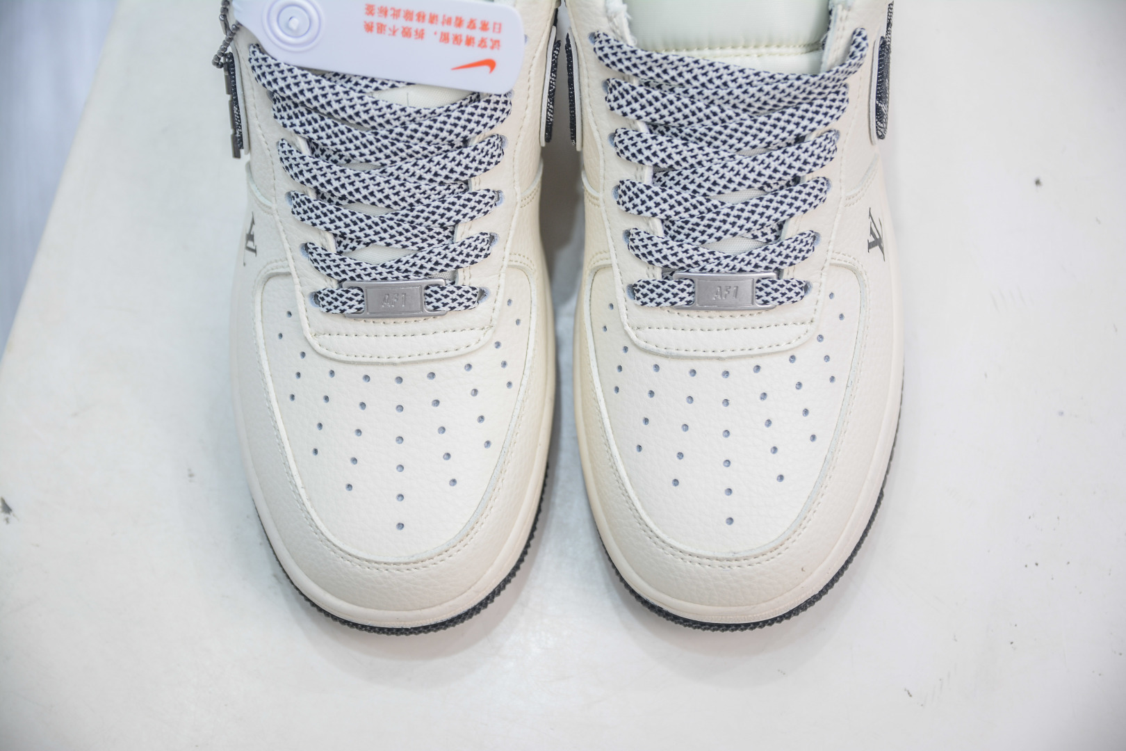 260 Nike Air Force 1 Low 07 x Louis Vuitton LV联名-白黑牛仔勾 SM6668-108