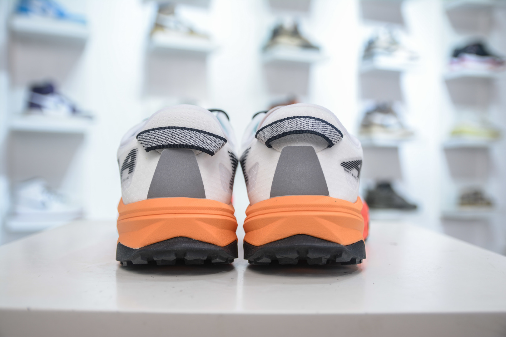 Altra Mont Blanc Carbon Trail Running Shoes - Comfortable, Durable, and Stylish 2 cmp i1756140729385 6020 0 1