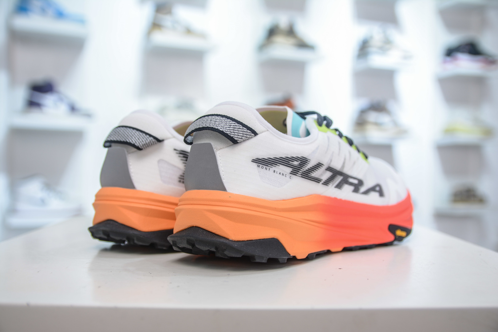 Altra Mont Blanc Carbon Trail Running Shoes - Comfortable, Durable, and Stylish 6 cmp i1756140730566 9867 0 5