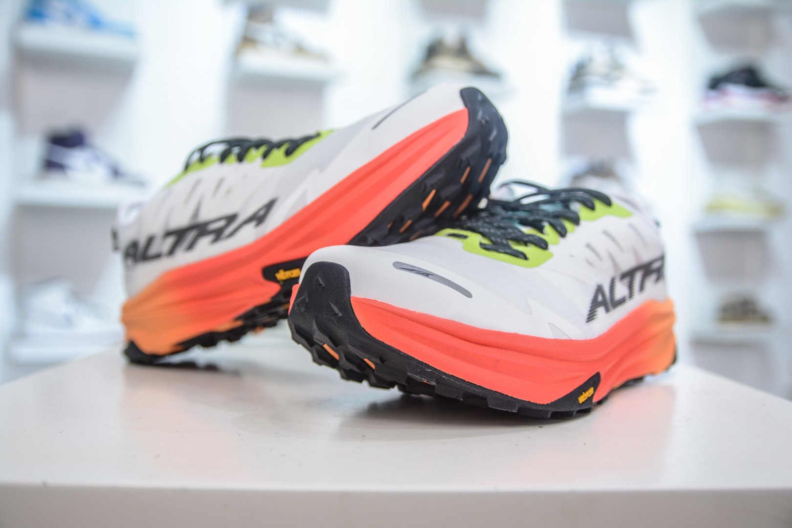Altra Mont Blanc Carbon Trail Running Shoes - Comfortable, Durable, and Stylish 4 cmp i1756140730575 9200 0 3