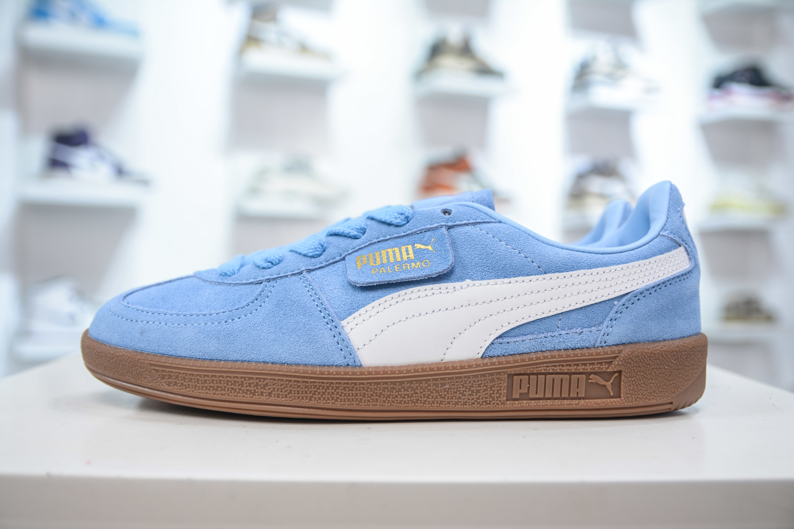 Puma Palermo Leather Low-Top Sneakers: Retro Style & Modern Comfort 1 cmp i1756231574113 5261 0 0