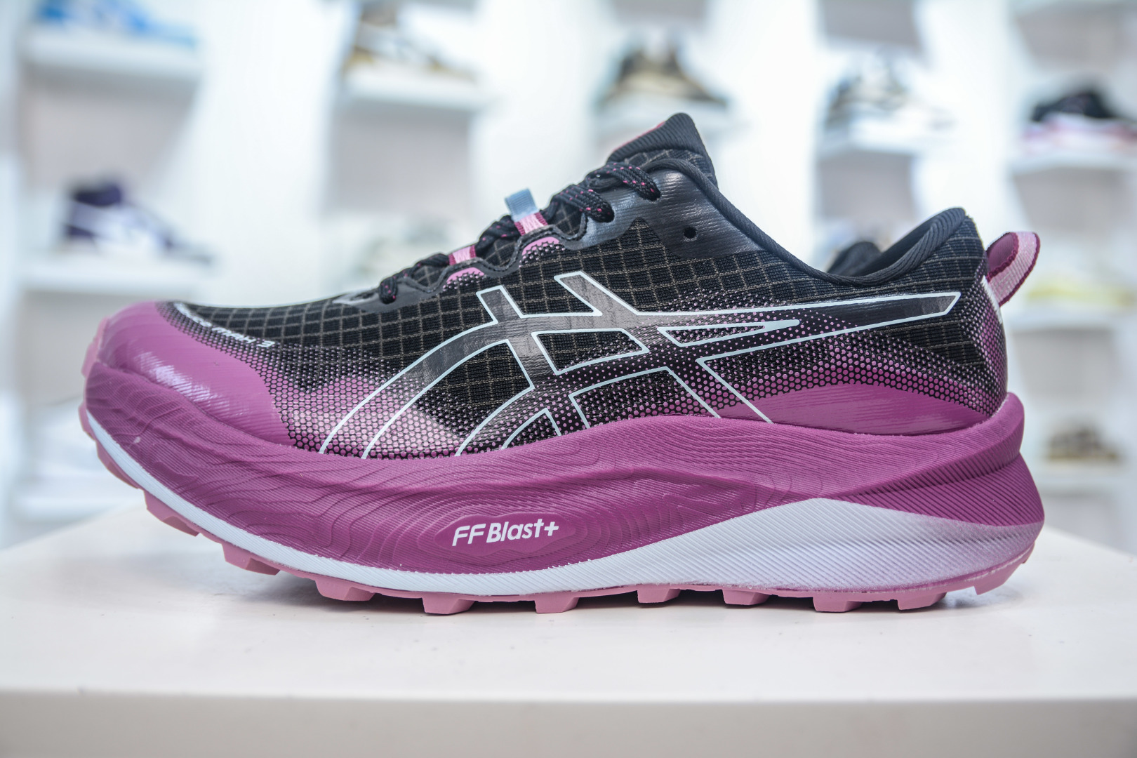 Asics Gel-Trabuco Max 3: Breathable, Cushioned Trail Running Shoes for Women 2 cmp i1756231748351 5506 0 0
