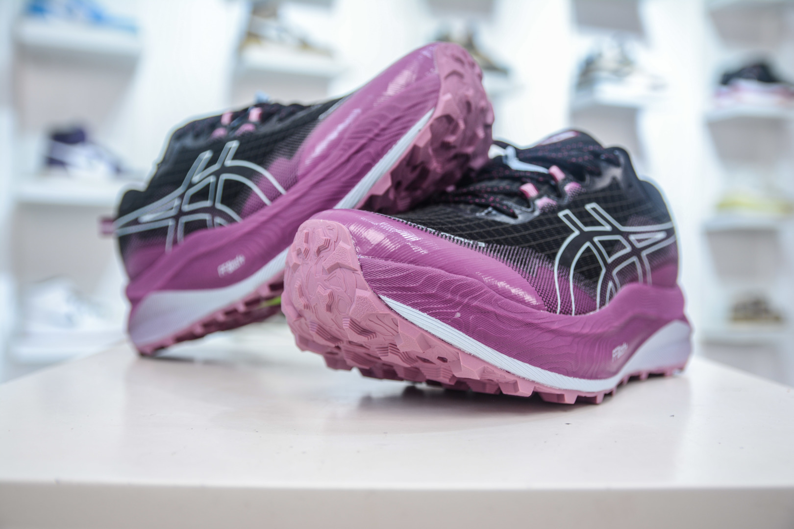 Asics Gel-Trabuco Max 3: Breathable, Cushioned Trail Running Shoes for Women 5 cmp i1756231749461 7646 0 3