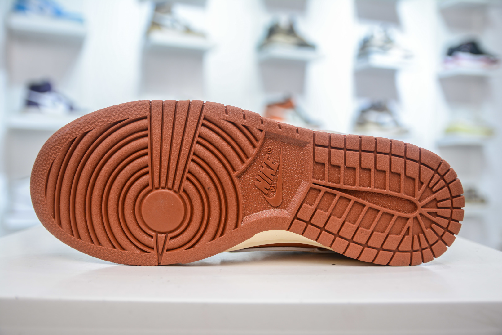 Nike SB Dunk Low x Labubu - Stylish and Comfortable Limited Edition Sneakers 5 cmp i1756231954376 8121 0 4