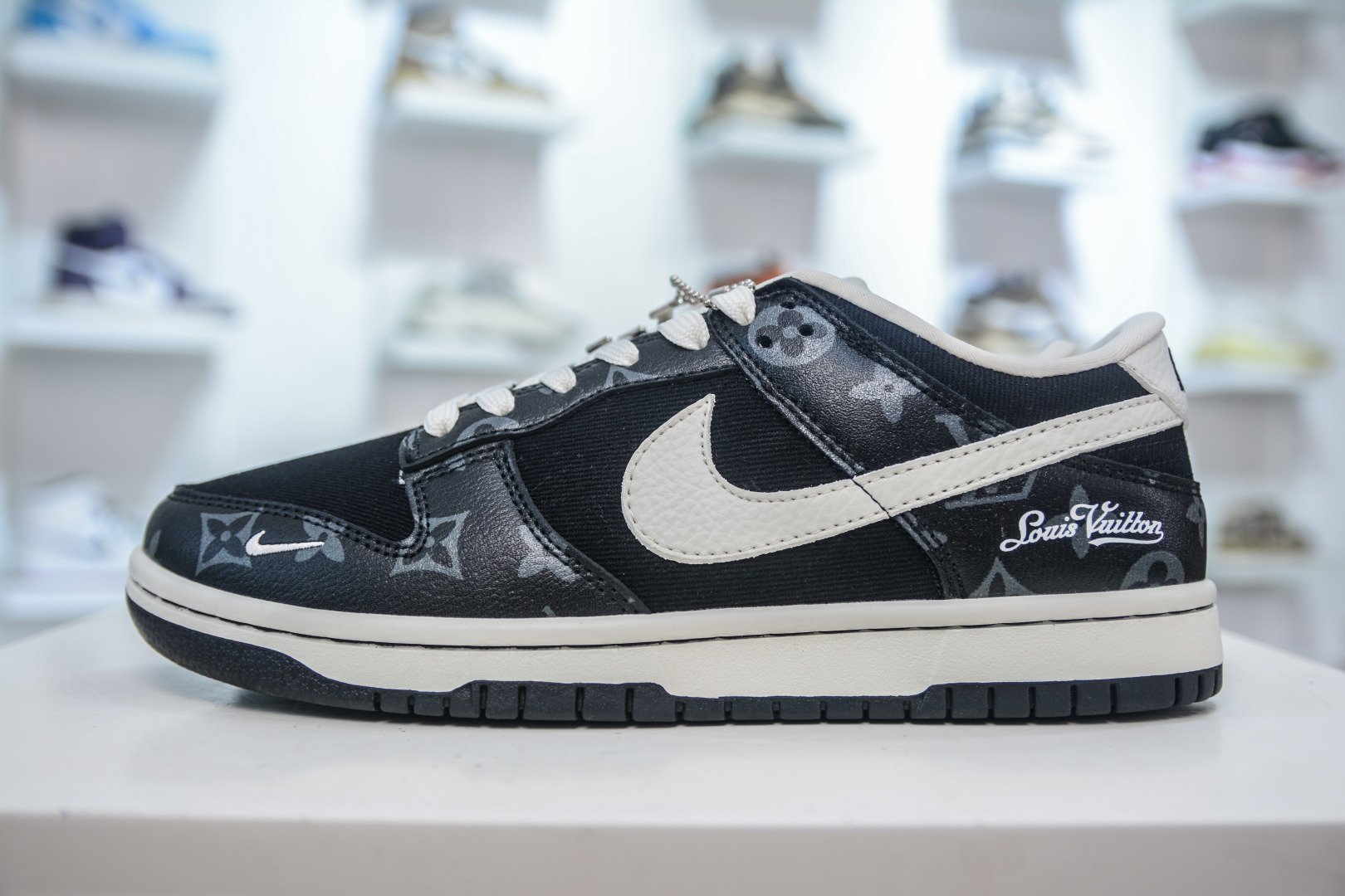 Nike SB Dunk Low x Louis Vuitton Collab - Dark Night White 1 cmp i1756232057408 4708 0 0