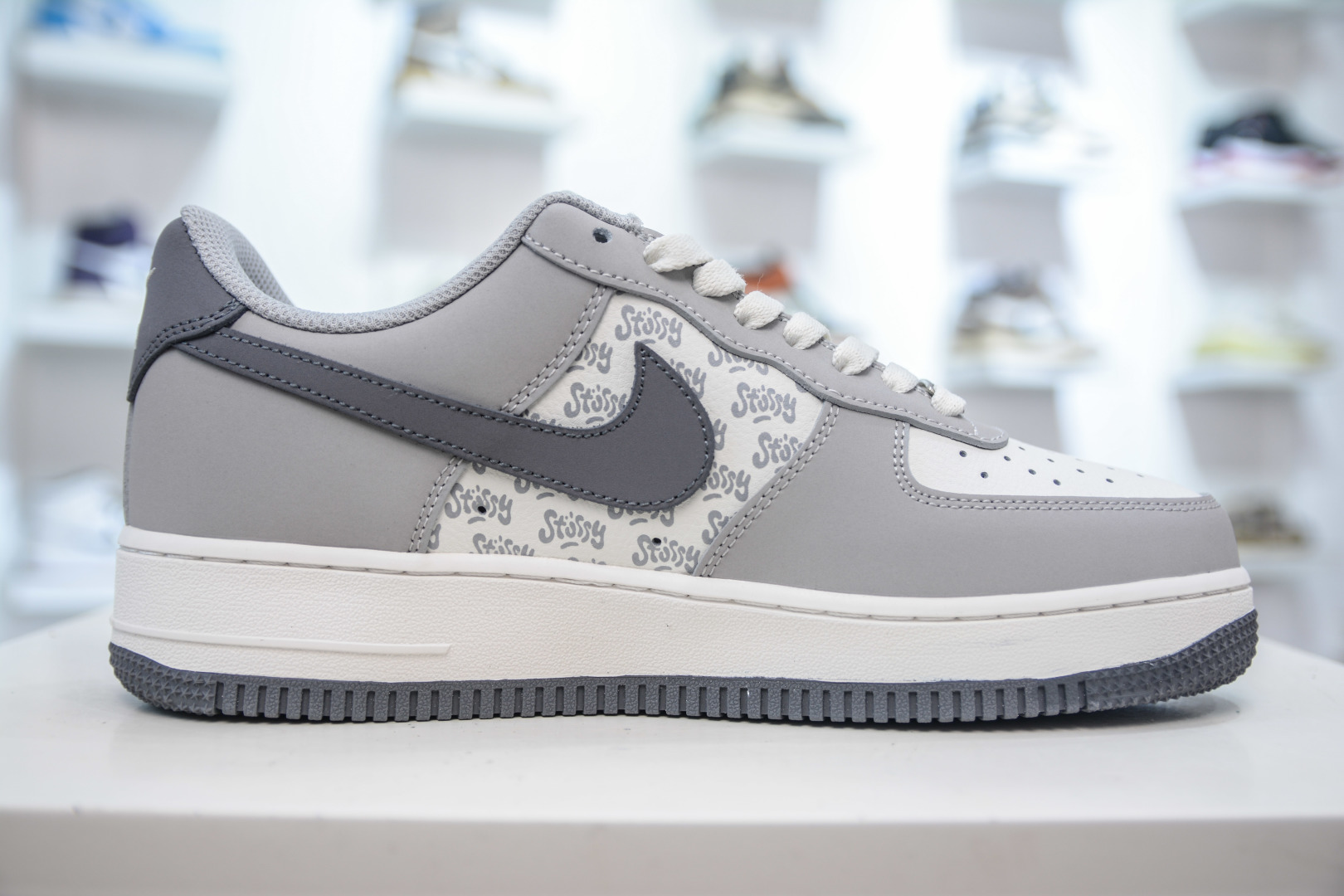 Nike Air Force 1 '07 Low x Stussy White/Grey - Premium Comfort and Style 4 cmp i1756232125549 5550 0 2