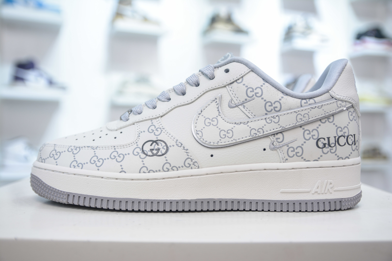 Air Force 1 '07 Low x Gucci White/Grey Sneakers,Premium Leather,All-Day Comfort 2 cmp i1756232182843 3472 0 0